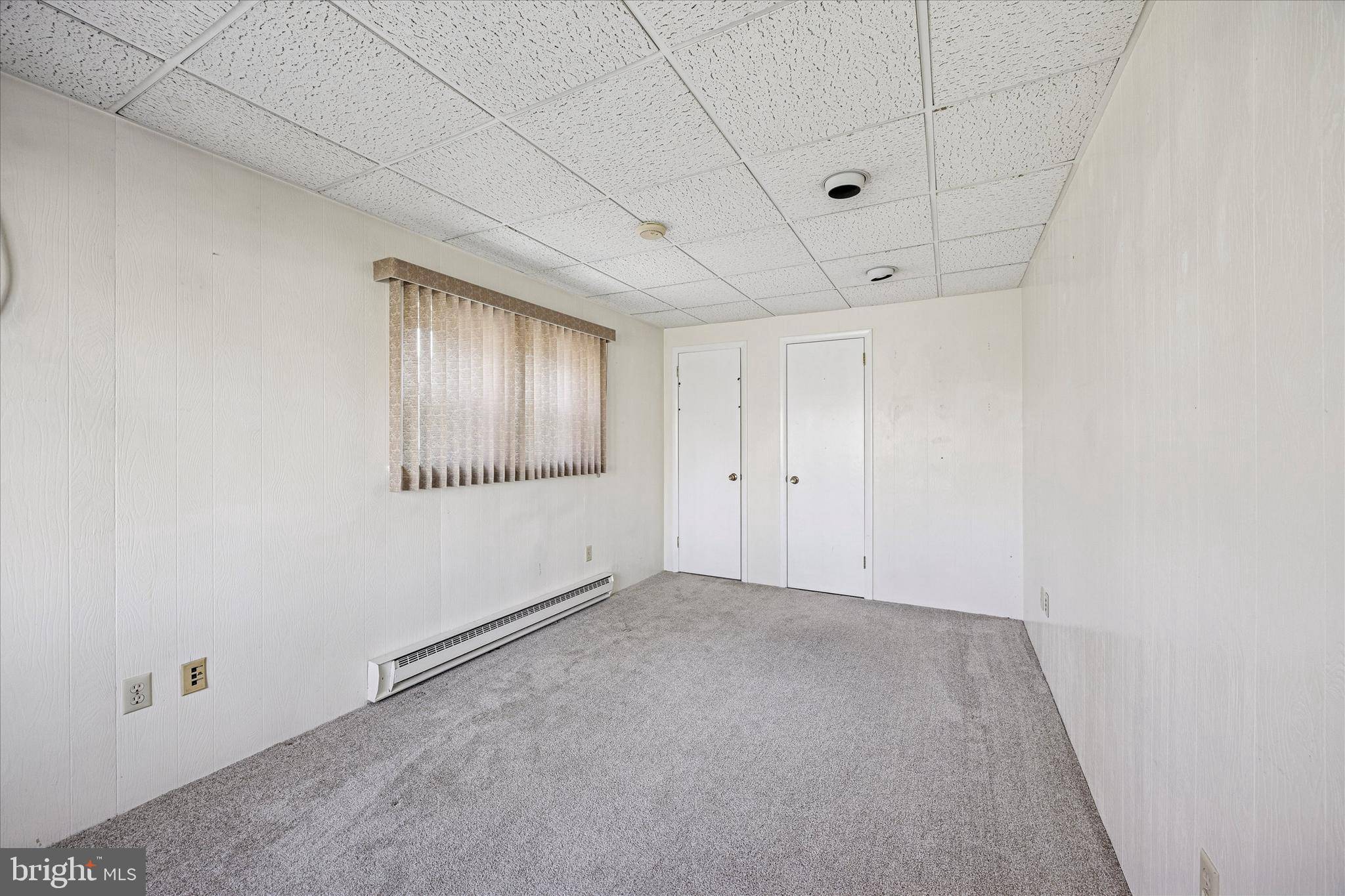 Havertown, PA 19083,213 WALNUT HILL LN