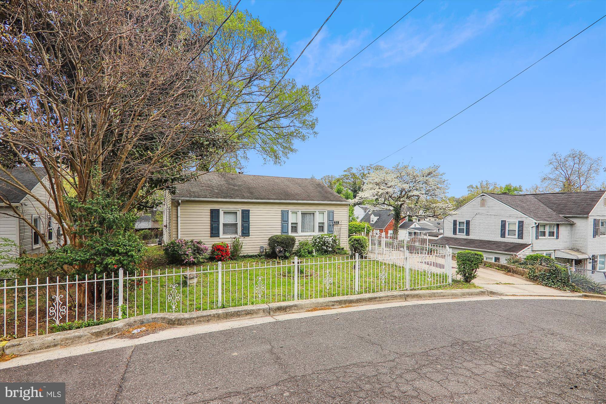 Capitol Heights, MD 20743,628 CLOVIS AVE