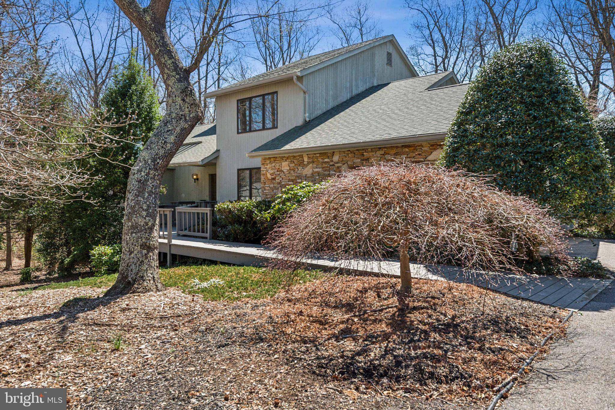 Annapolis, MD 21401,305 EATONS LANDING DR
