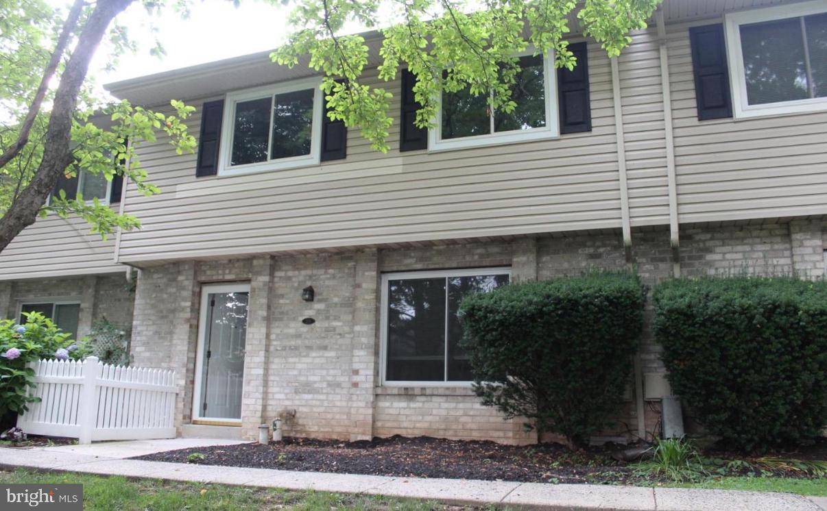 Exton, PA 19341,306 VILLAGE WALK #306