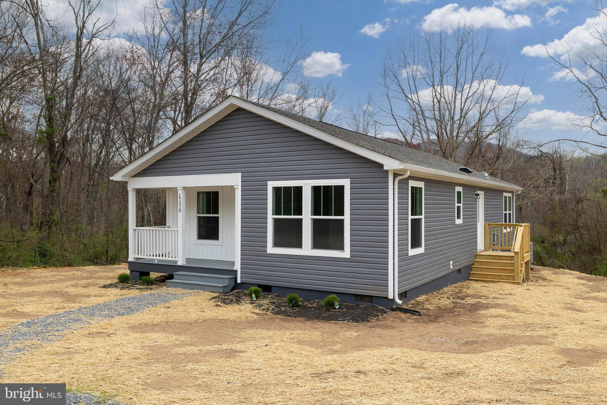 Elkton, VA 22827,17510 MT PLEASANT RD