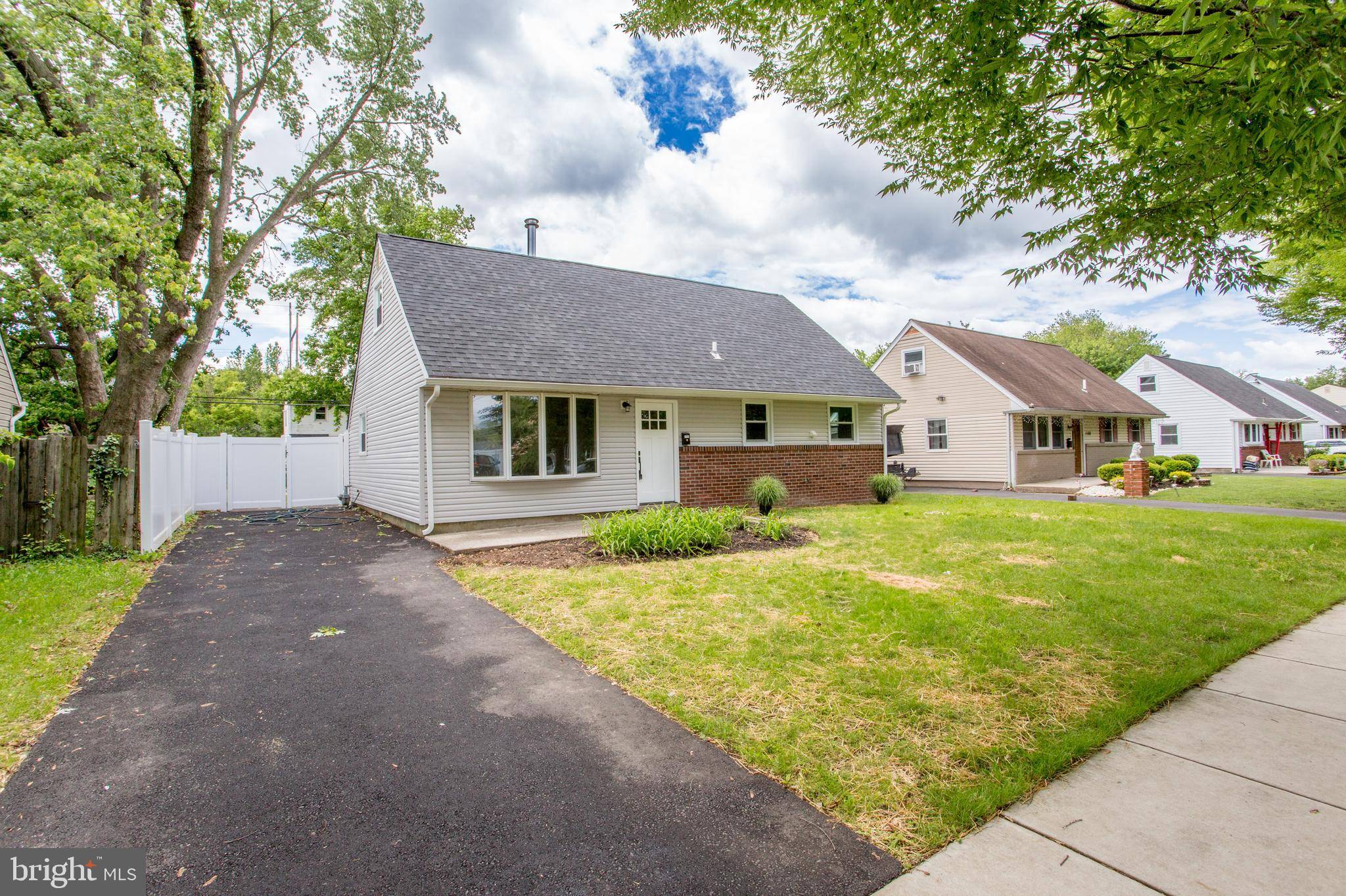 Croydon, PA 19021,1102 DOLORES LN