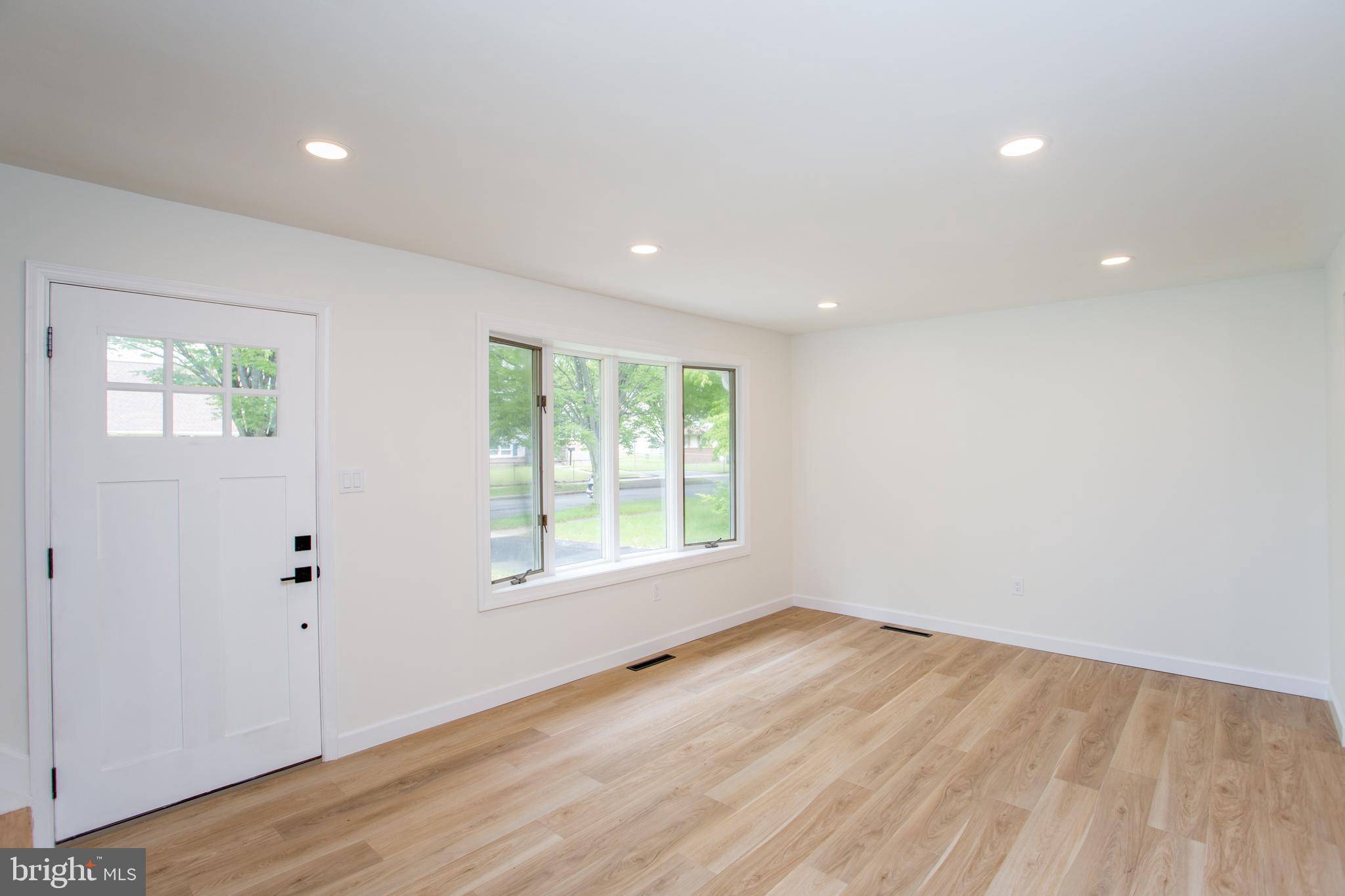 Croydon, PA 19021,1102 DOLORES LN