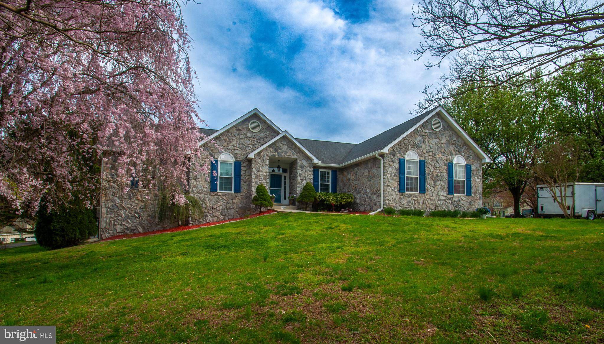 Huntingtown, MD 20639,745 MONARCH LN