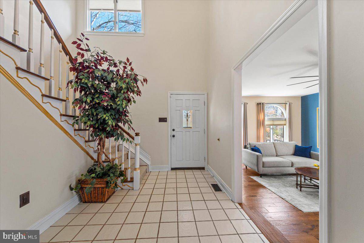 Shamong, NJ 08088,7 SHADOW LAKE LN