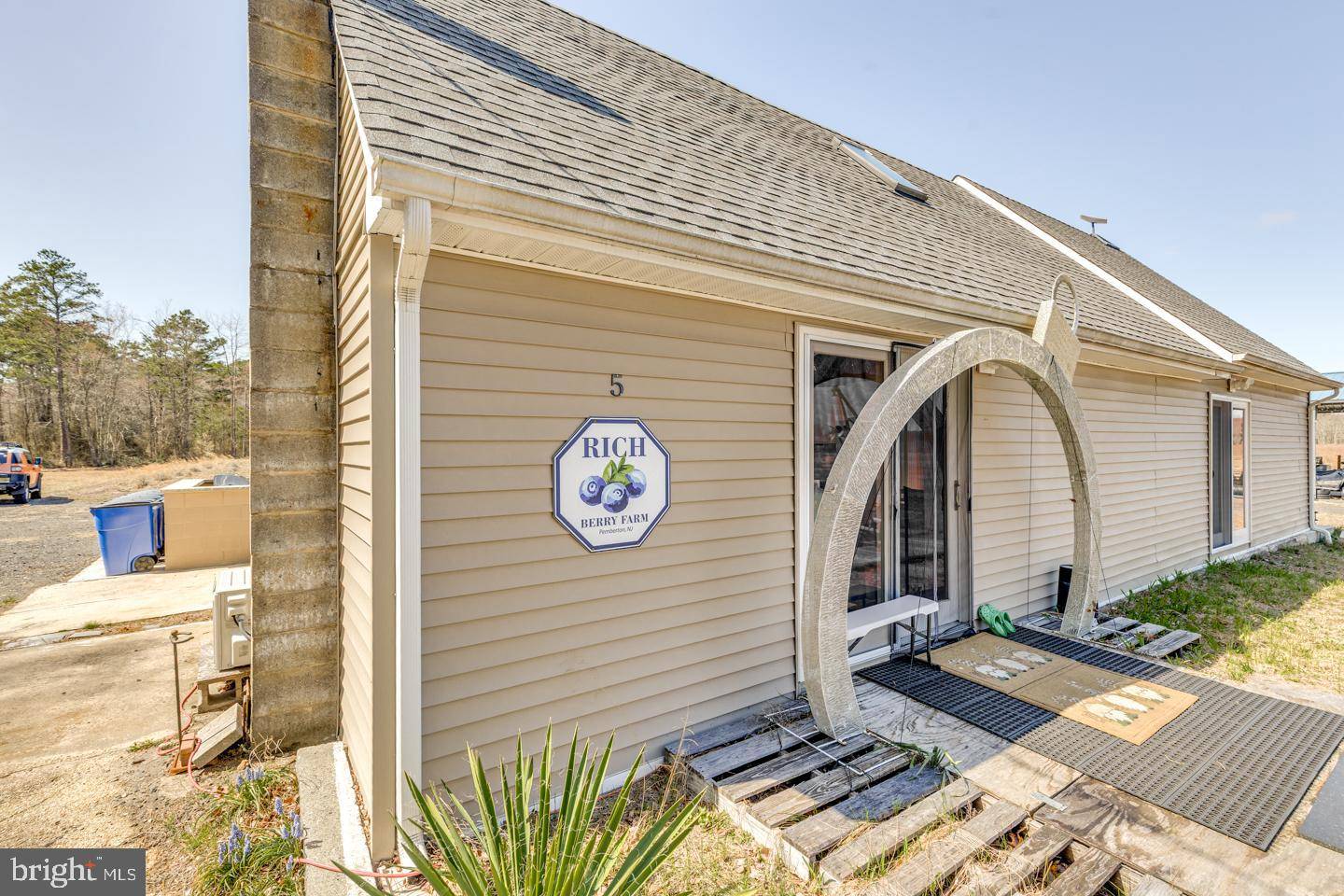 Pemberton, NJ 08068,5 PEA PATCH RD