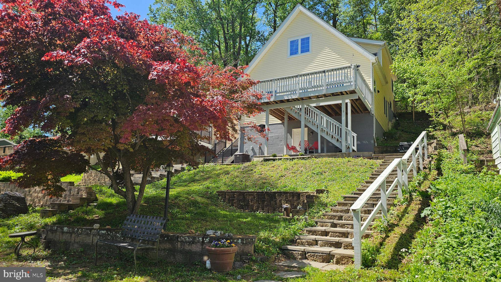 Shepherdstown, WV 25443,1529 KNOTT RD