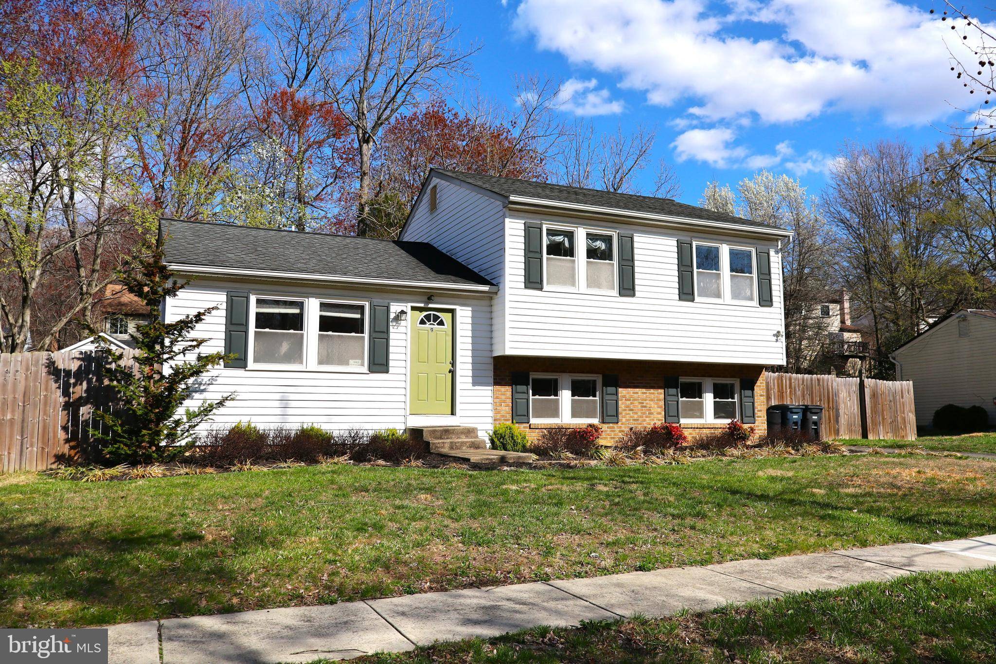 Fort Washington, MD 20744,907 WRIGLEY PL