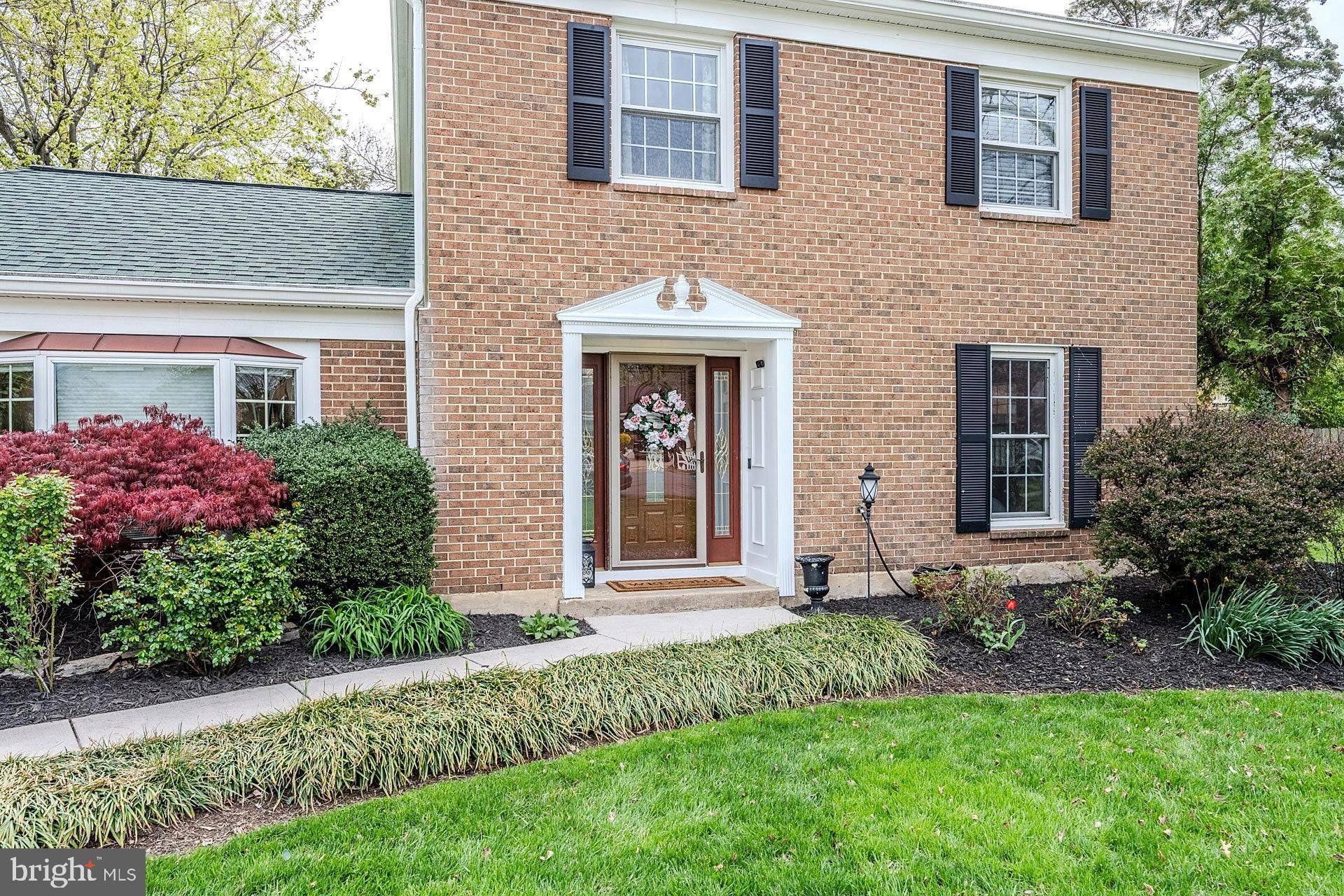 Herndon, VA 20170,1101 TREESIDE LN