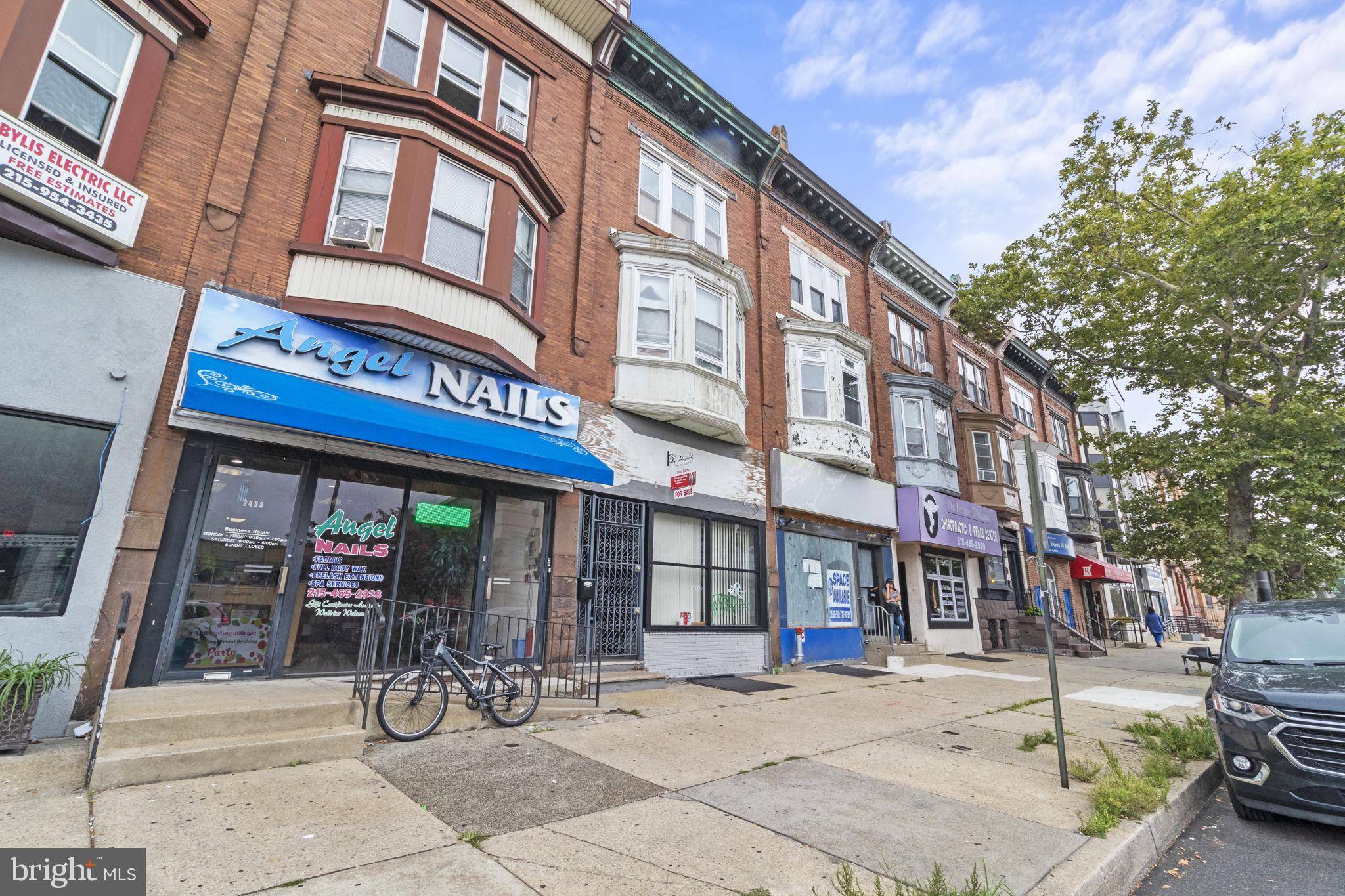 Philadelphia, PA 19145,2436 S BROAD ST