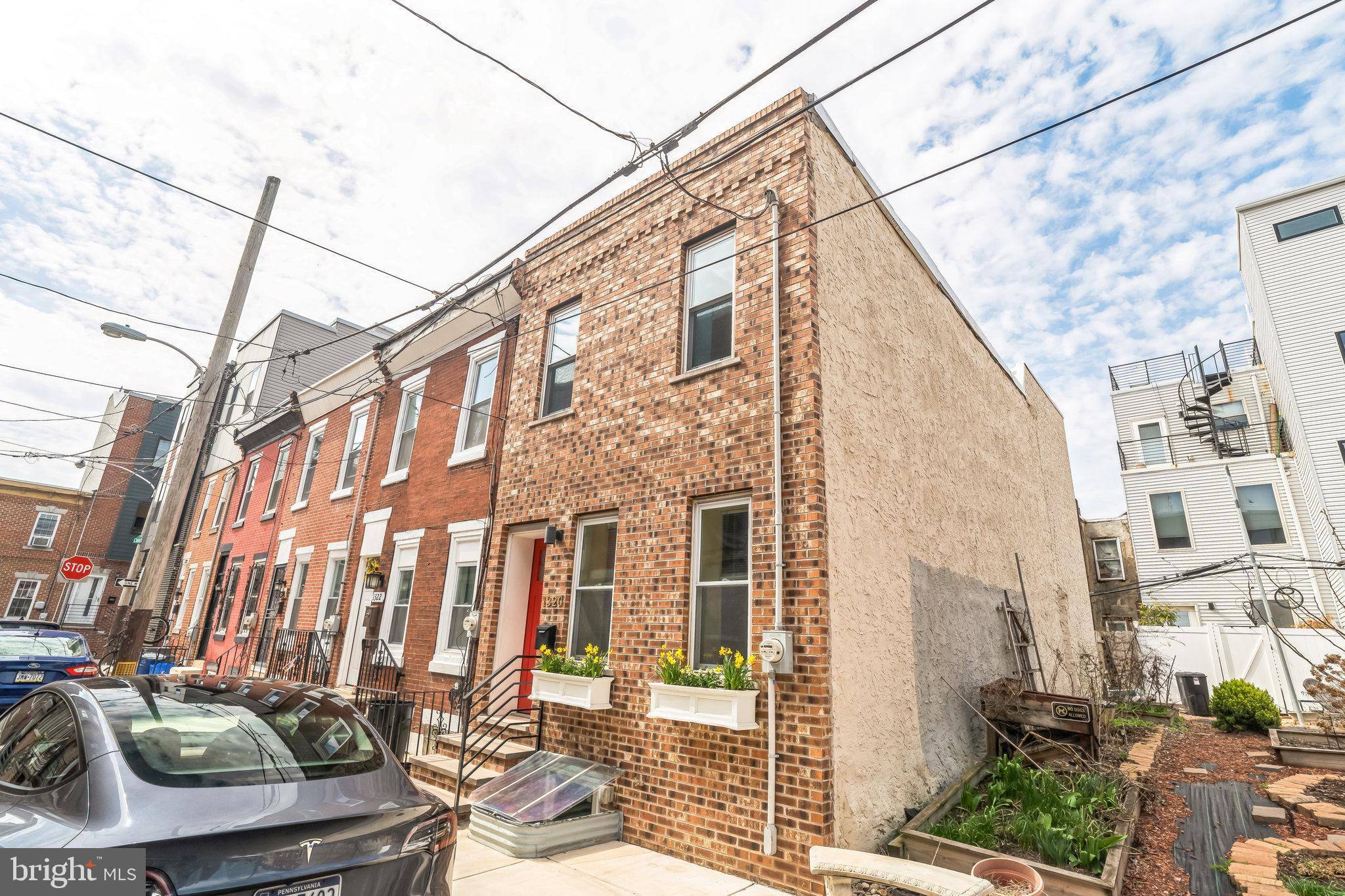 Philadelphia, PA 19146,1320 S CLEVELAND ST