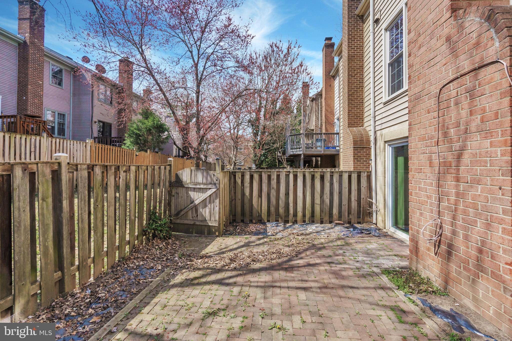 Vienna, VA 22181,9619 SCOTCH HAVEN DR