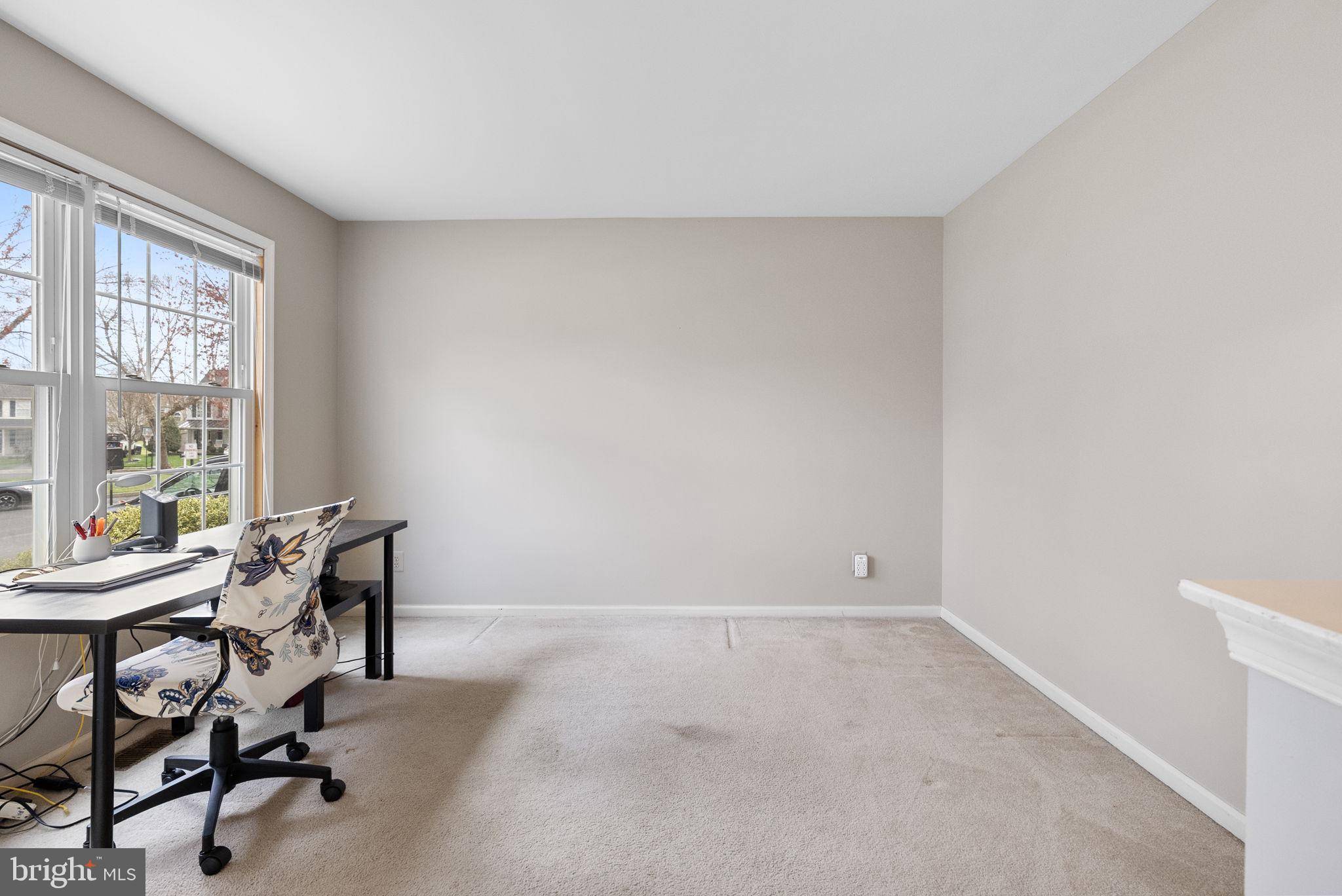 Royersford, PA 19468,82 KING WAY