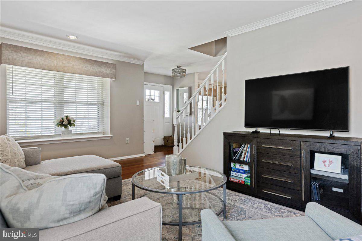 Warrington, PA 18976,2353 DEER PATH DR