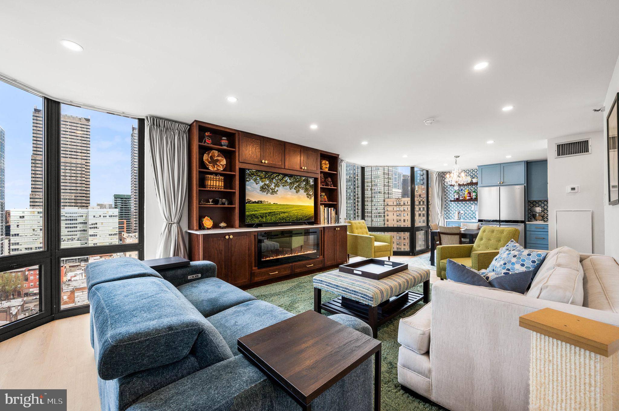 Philadelphia, PA 19103,2018-32 WALNUT ST #18H