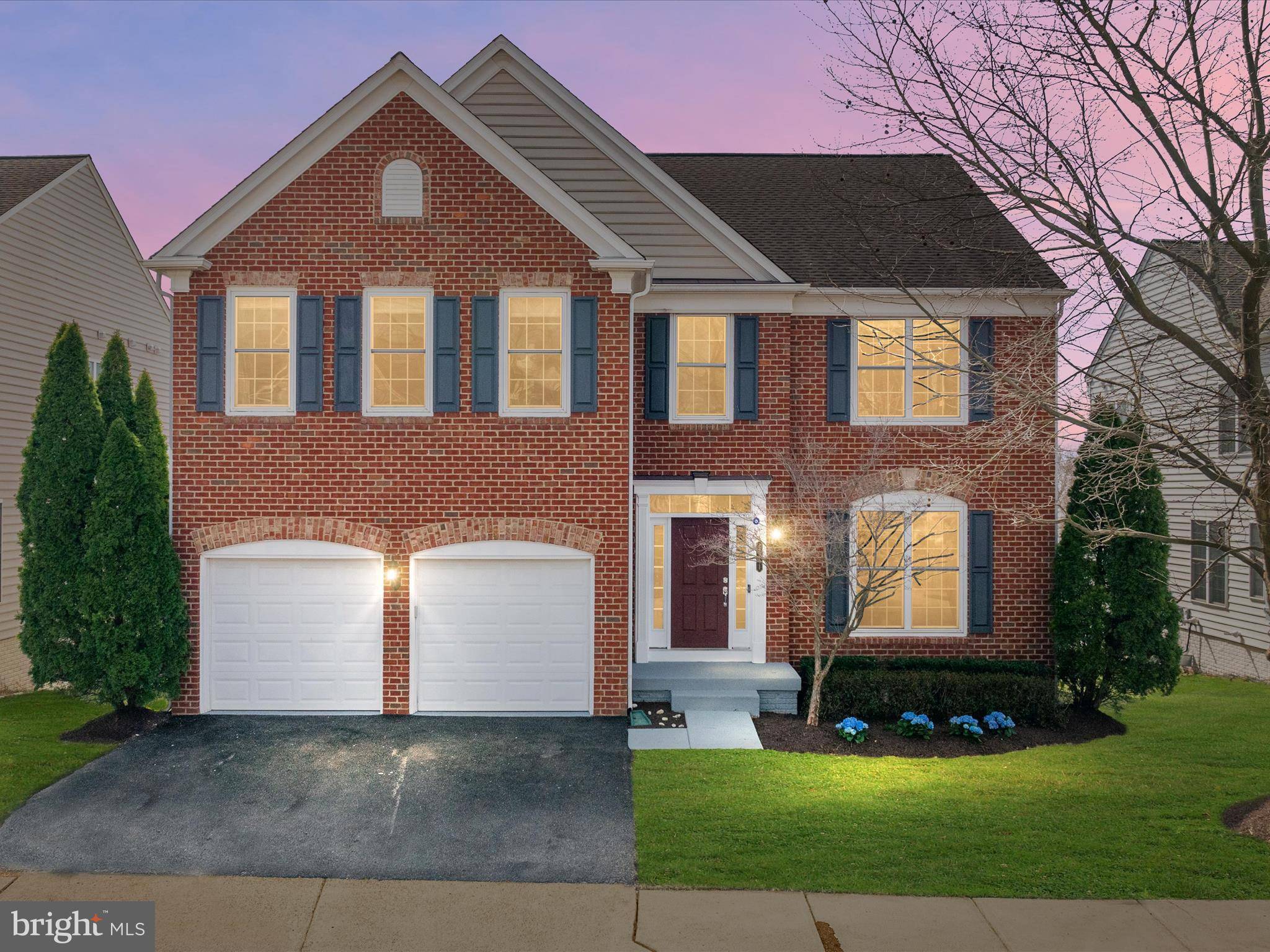 Ashburn, VA 20148,42811 RAVENGLASS DR