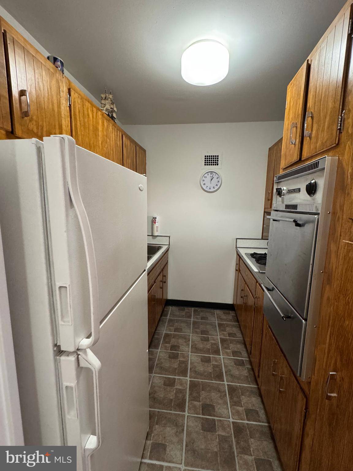 Reading, PA 19606,1517 HILL RD 4K