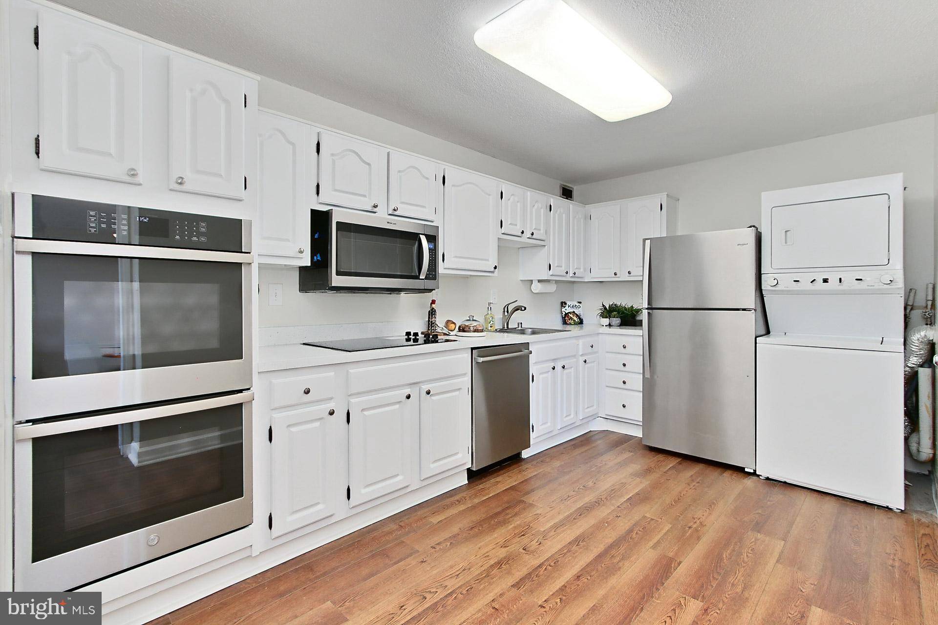 Alexandria, VA 22304,307 YOAKUM PKWY #1206