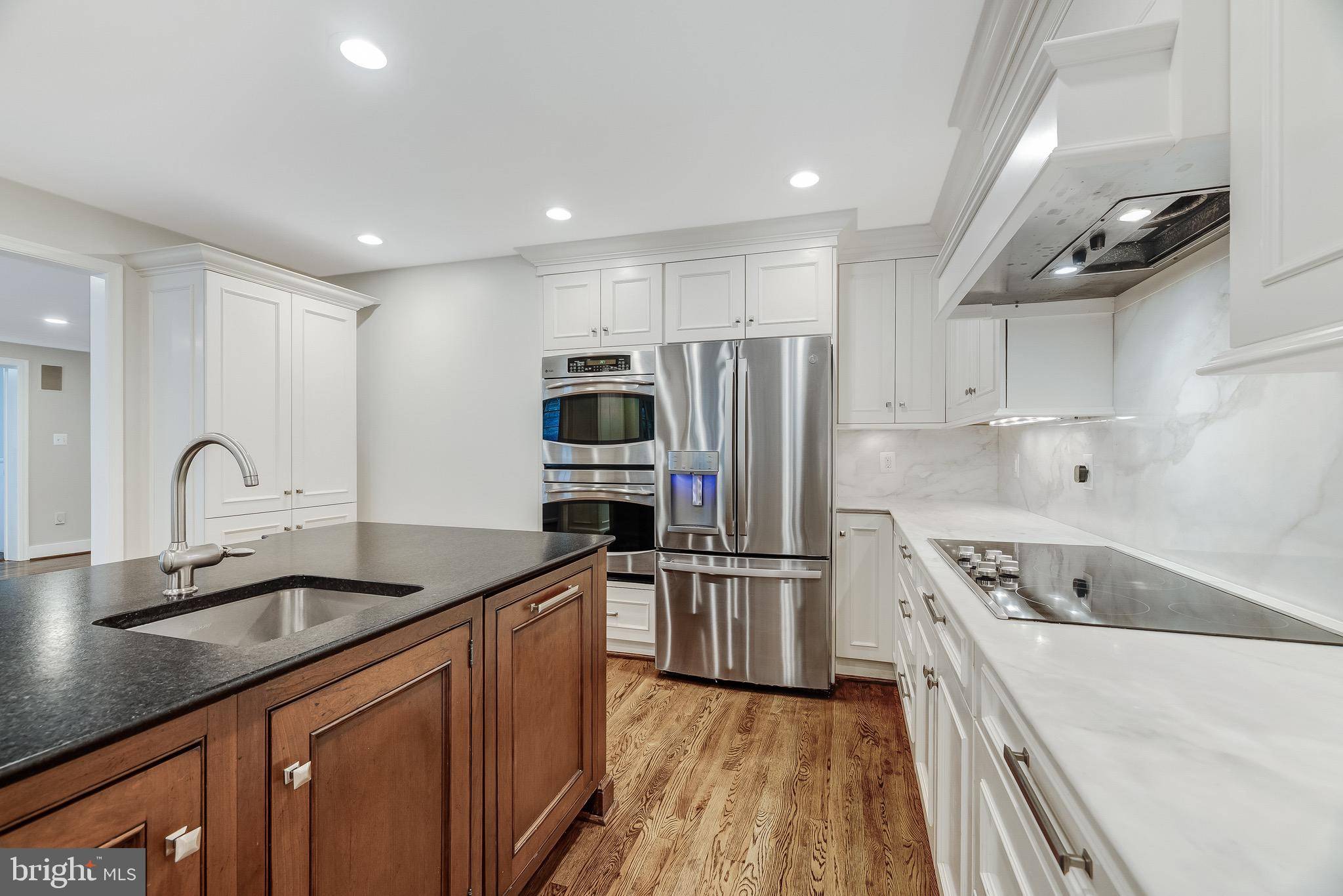Mclean, VA 22102,8023 OLD DOMINION DR