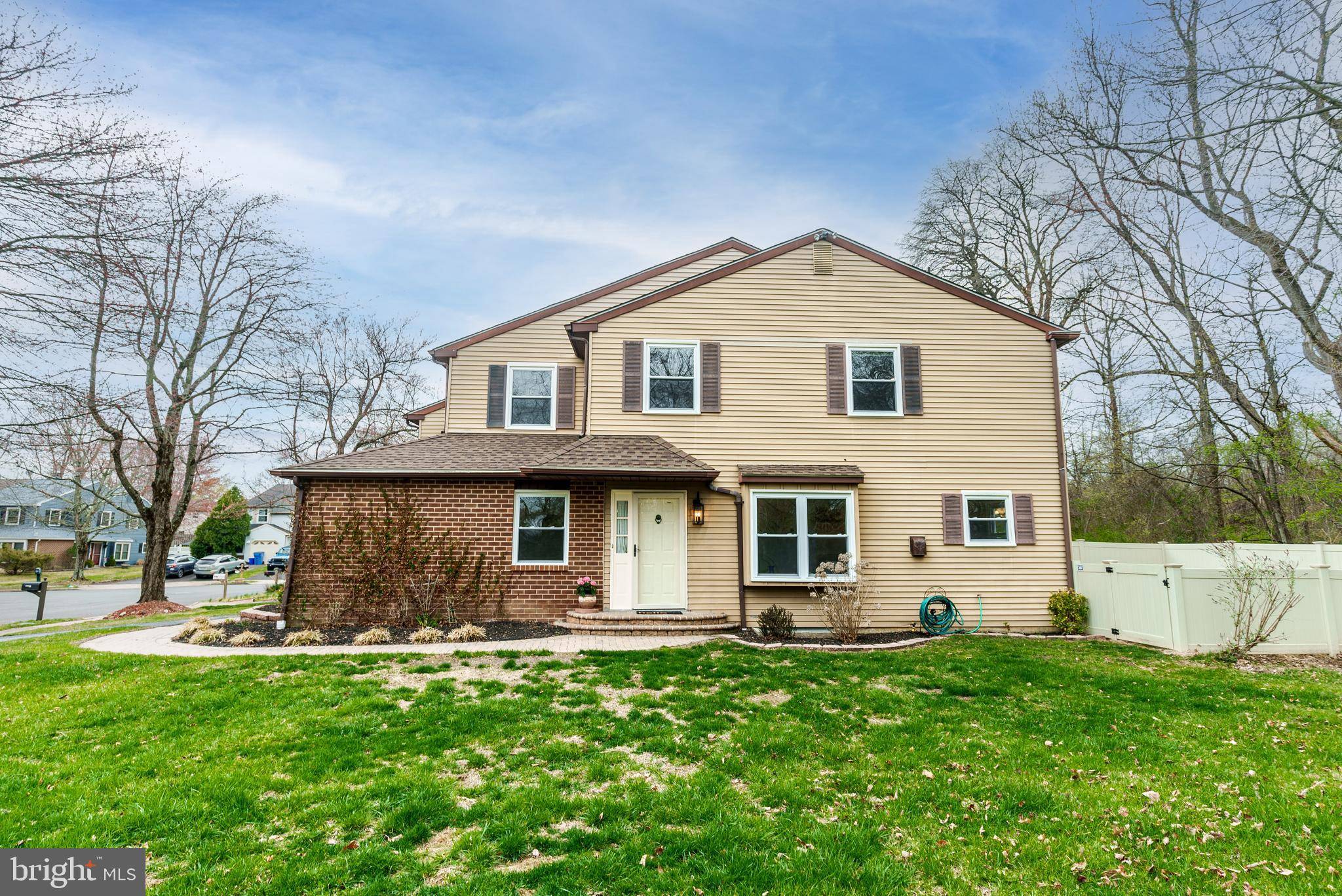 Yardley, PA 19067,370 N FIELDSTONE CT