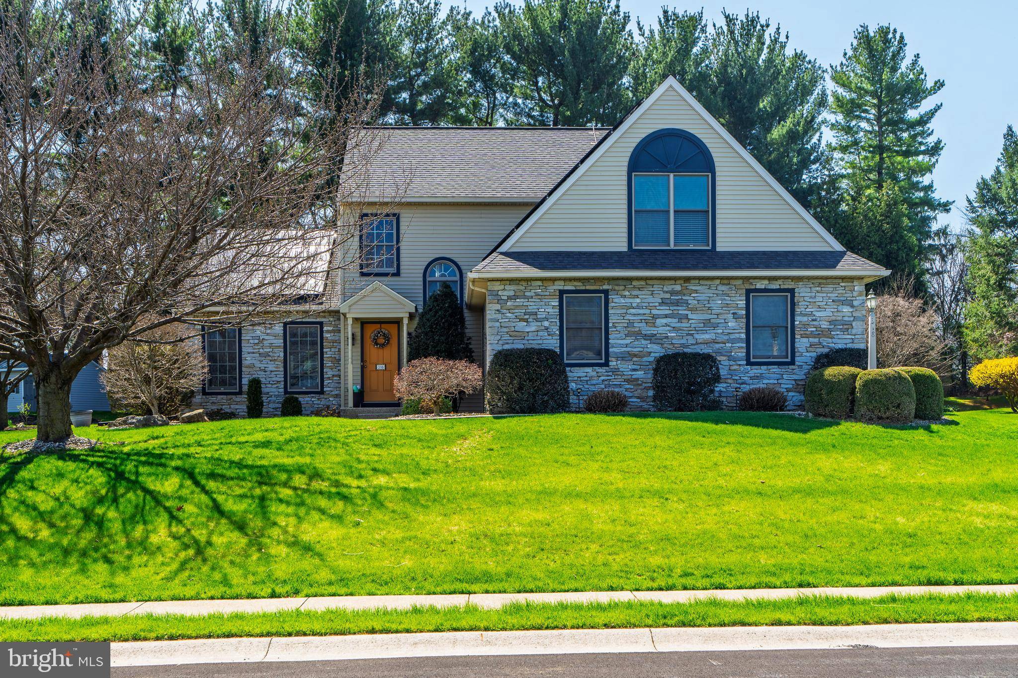 Lititz, PA 17543,318 PORTLAND PL