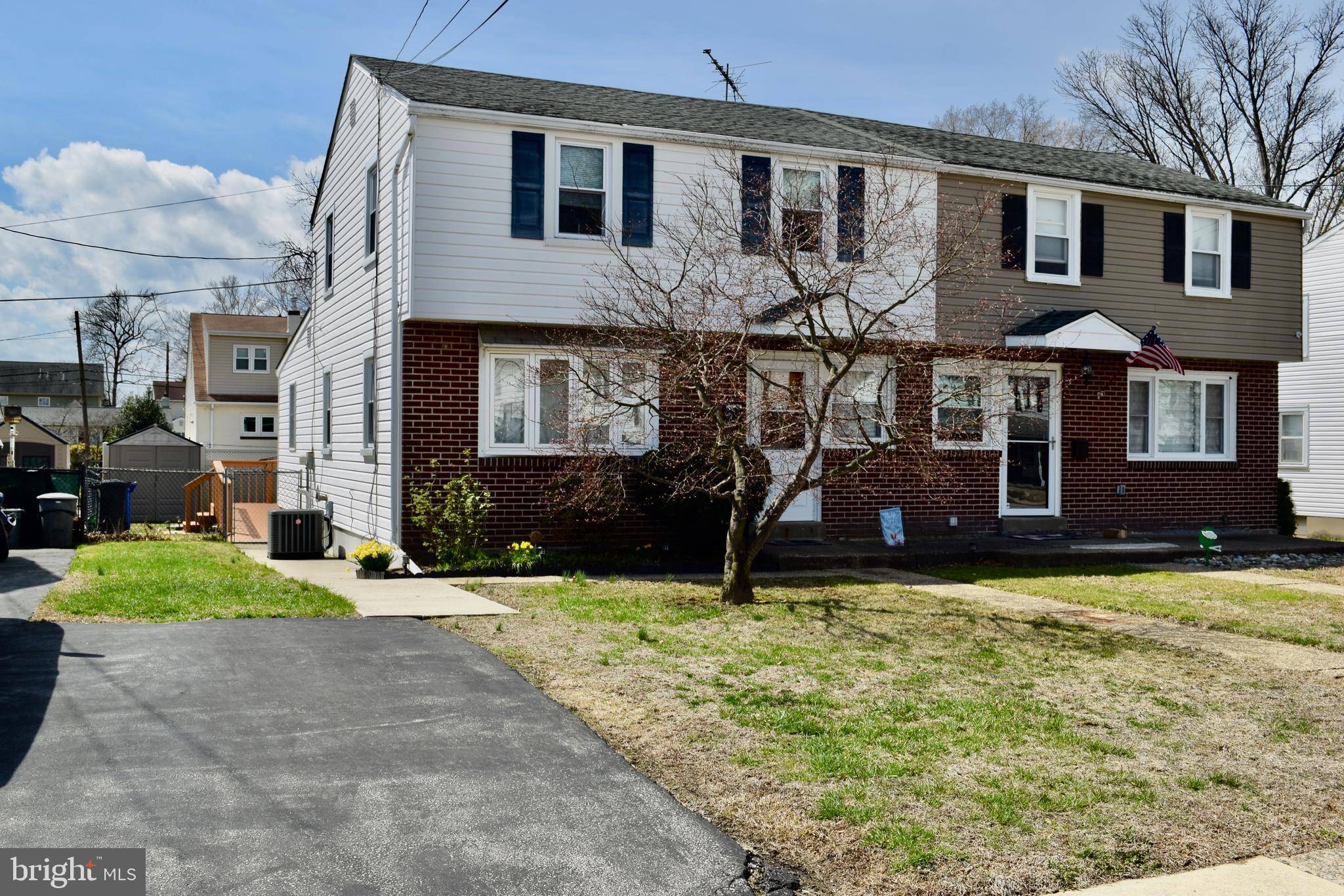 Folsom, PA 19033,517 RIDLEY AVE