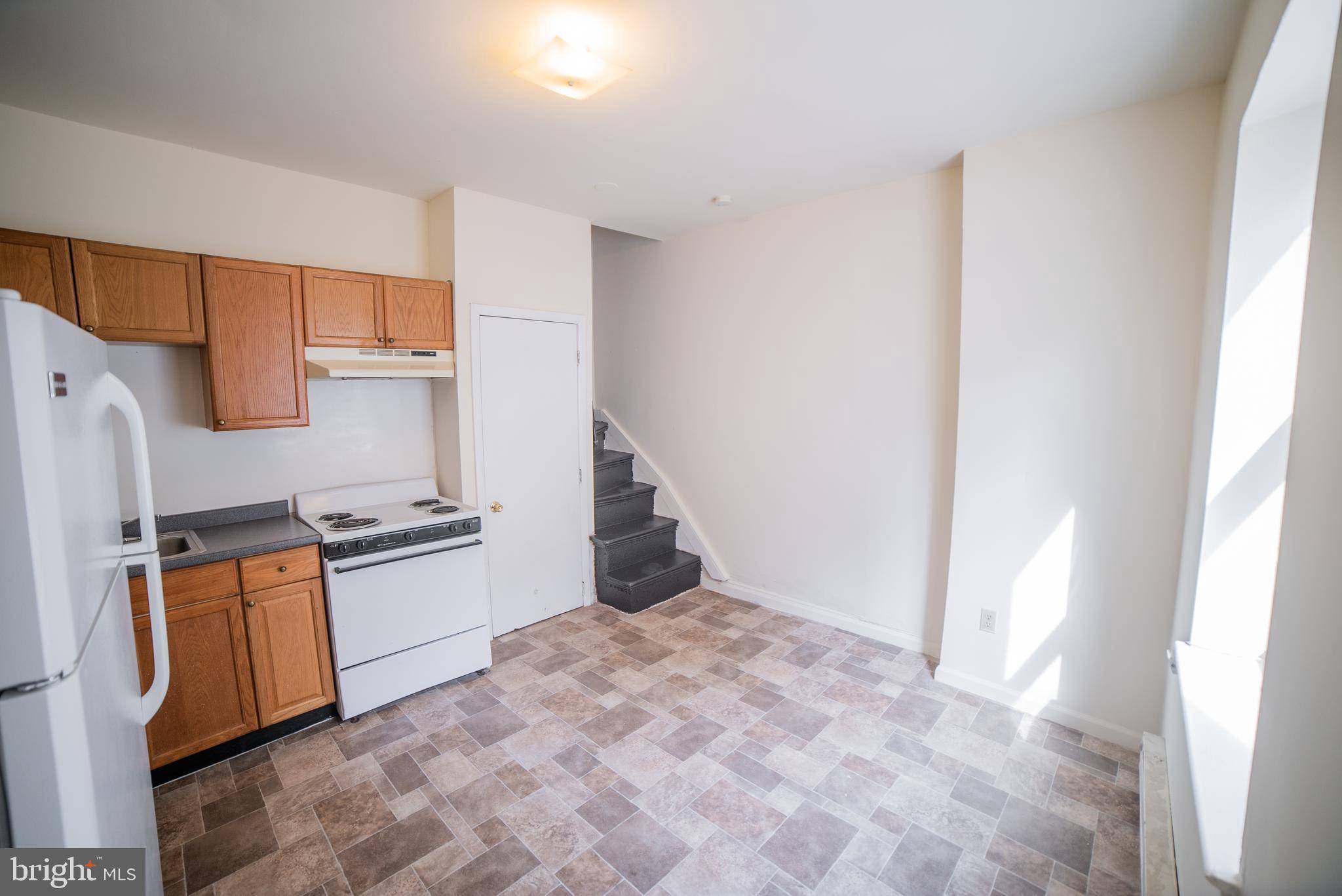 Philadelphia, PA 19122,1305 N LAWRENCE ST #6