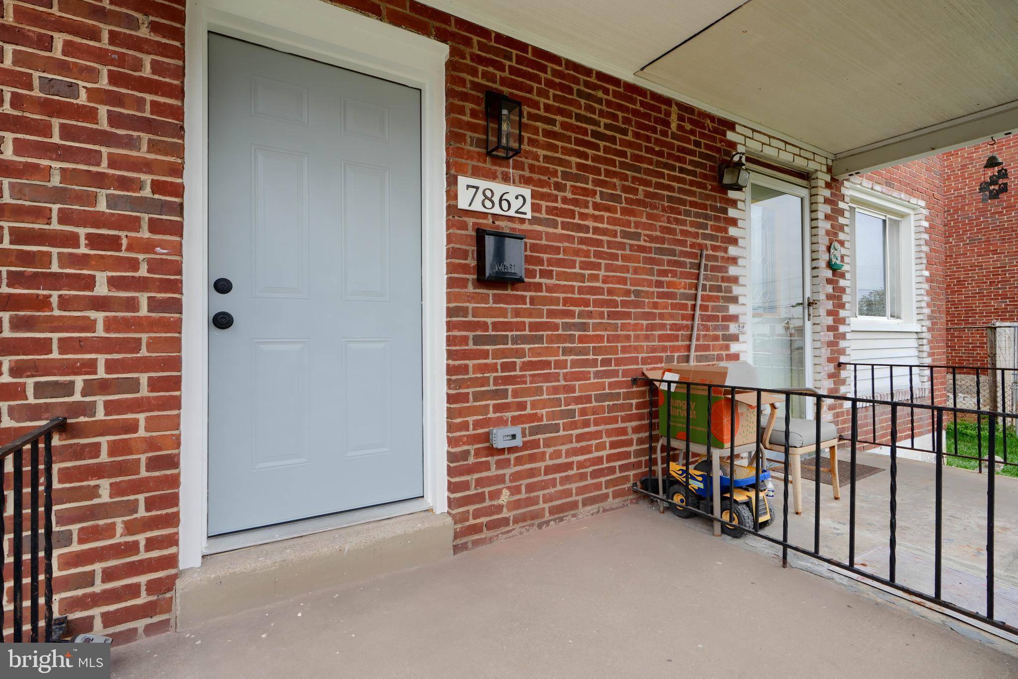 Dundalk, MD 21222,7862 SAINT FABIAN LN