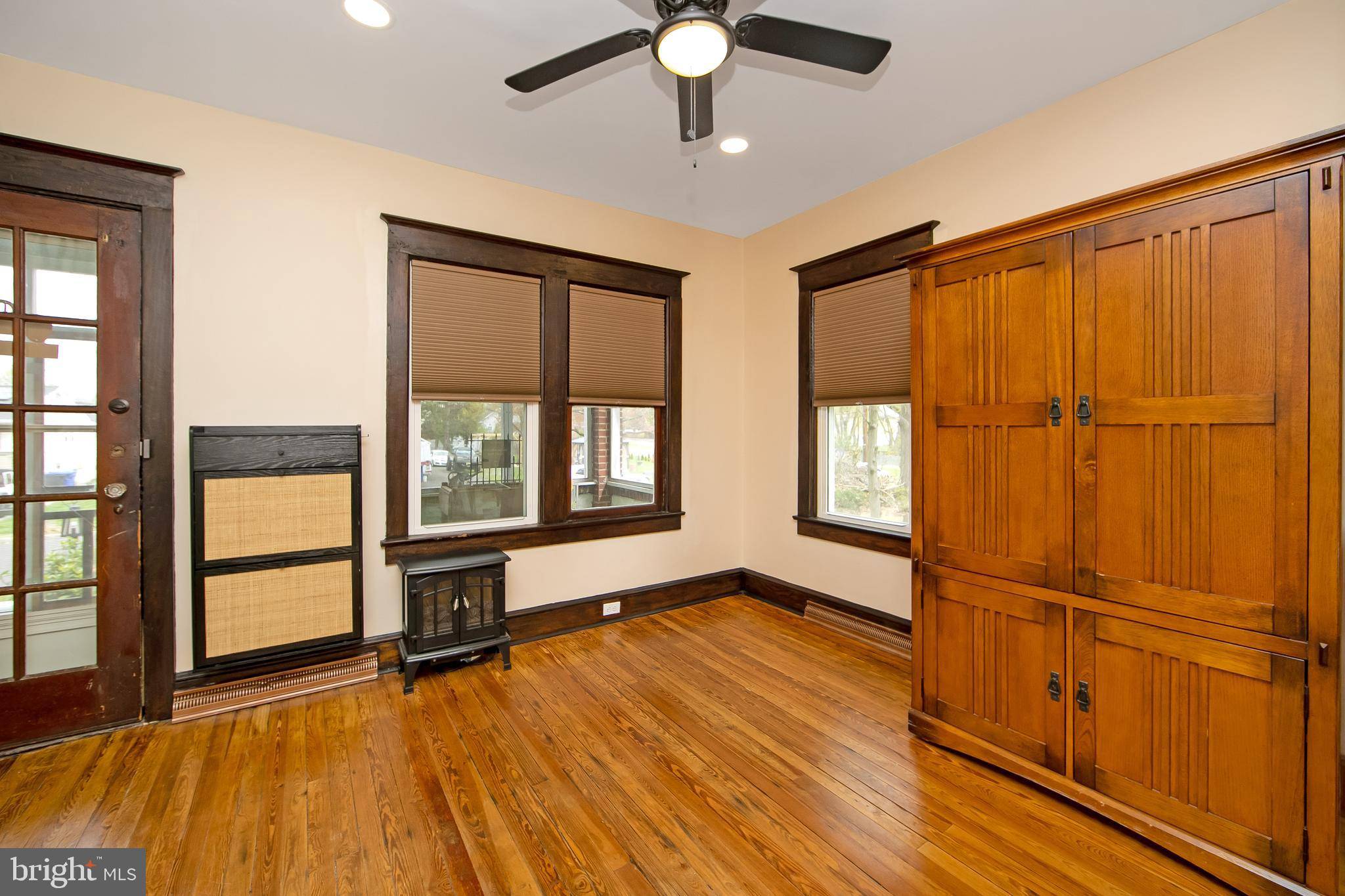 Moorestown, NJ 08057,504 N LINCOLN AVE