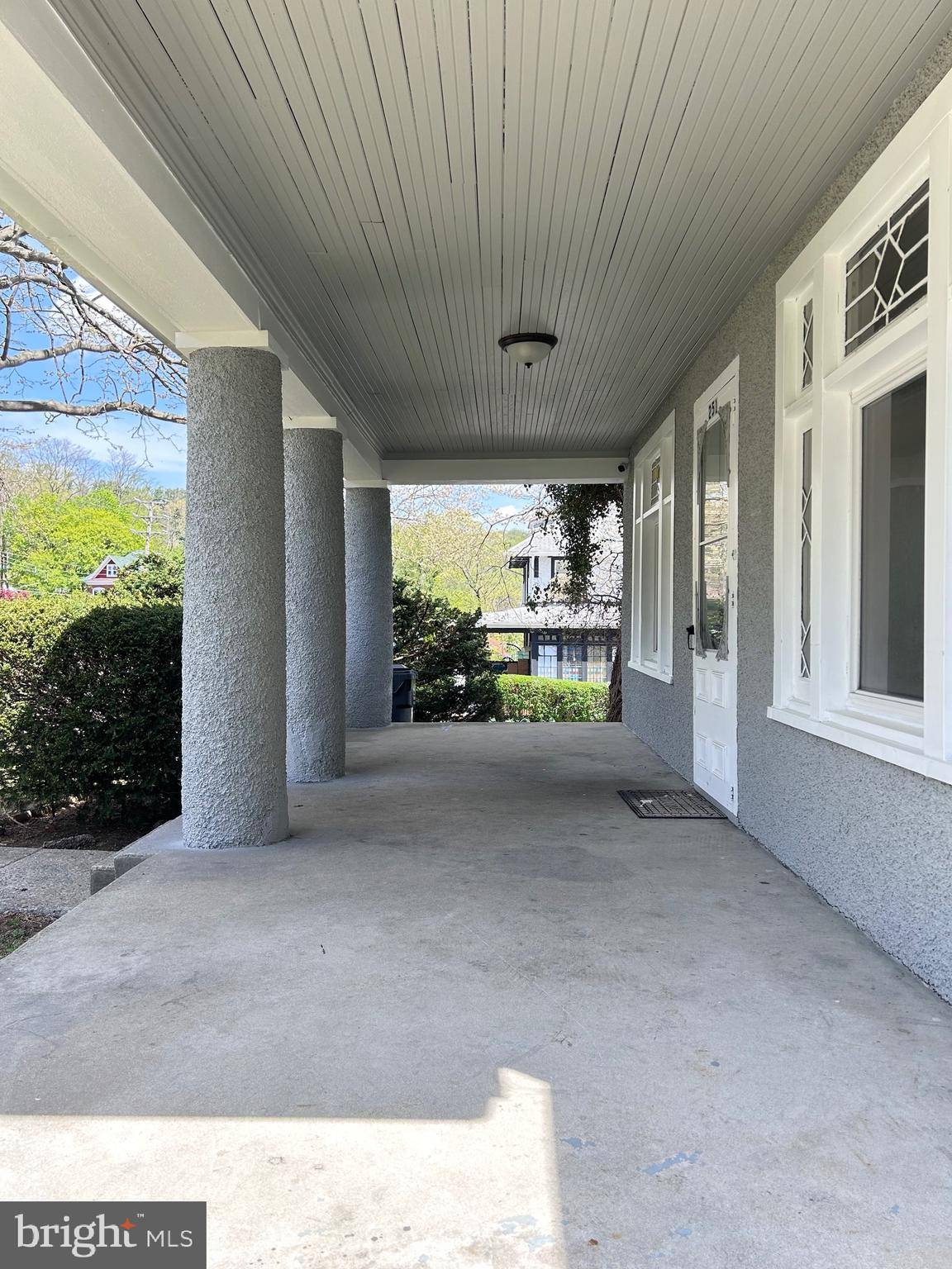 Reading, PA 19606,251 CARSONIA AVE
