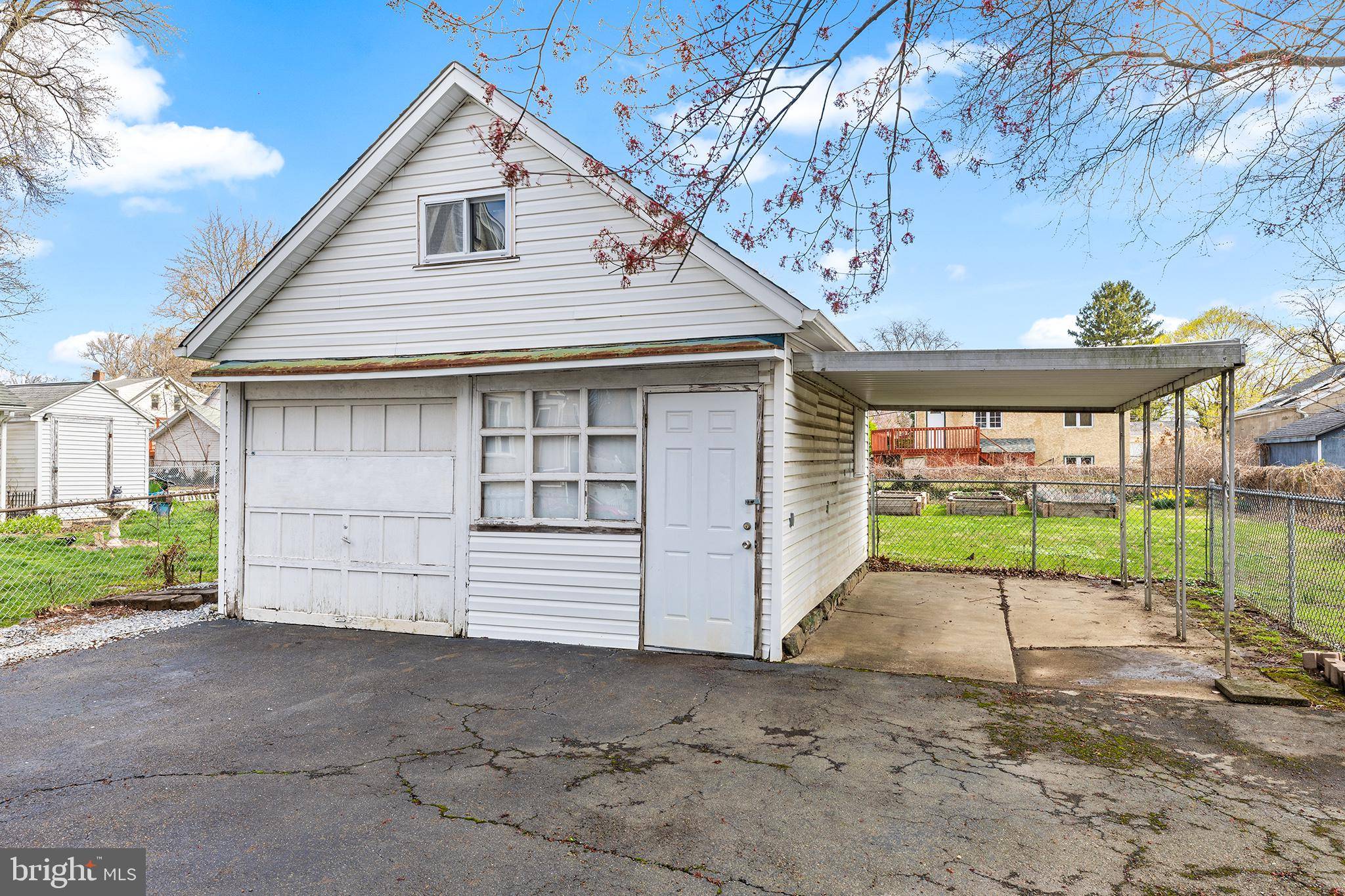 Aldan, PA 19018,55 BEECH AVE