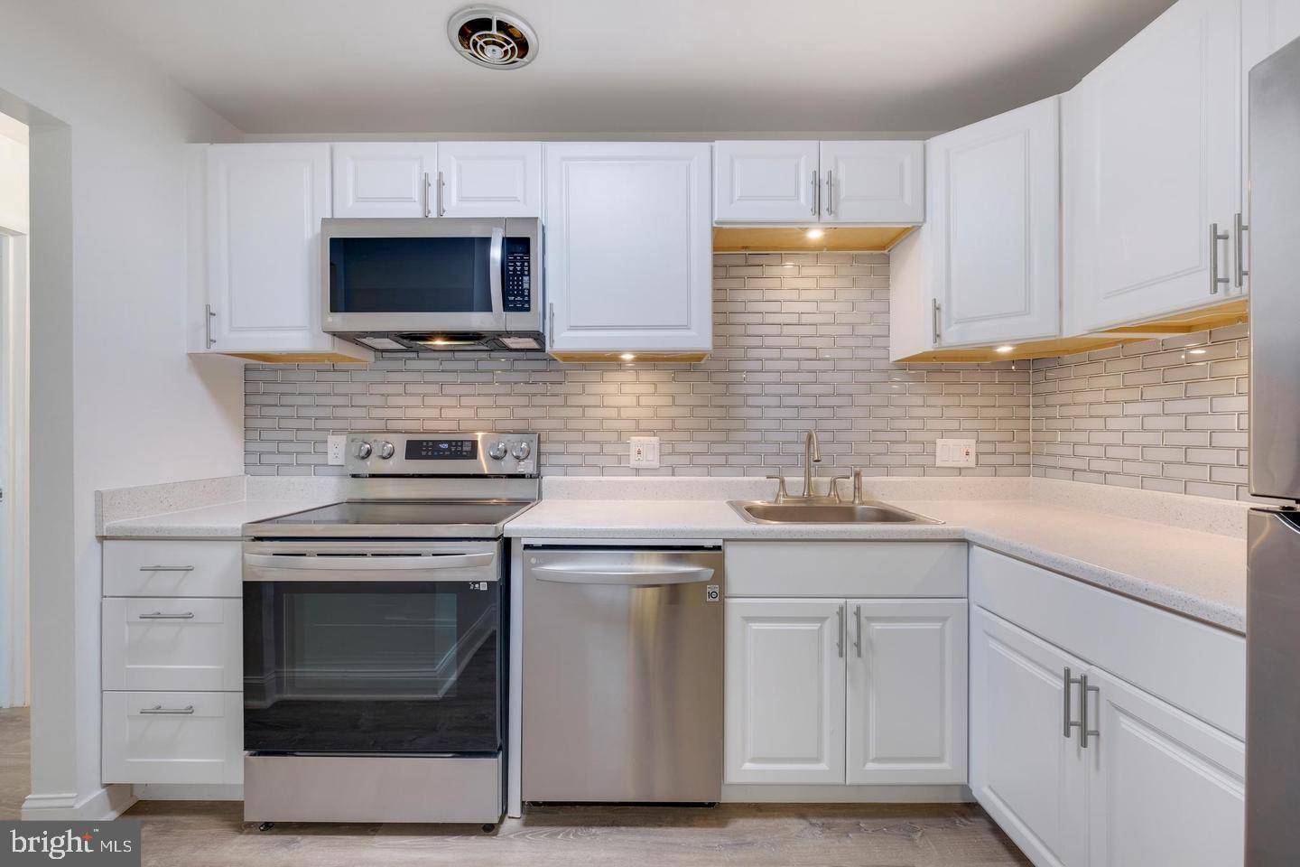 Gaithersburg, MD 20879,7905 CORIANDER DR #301