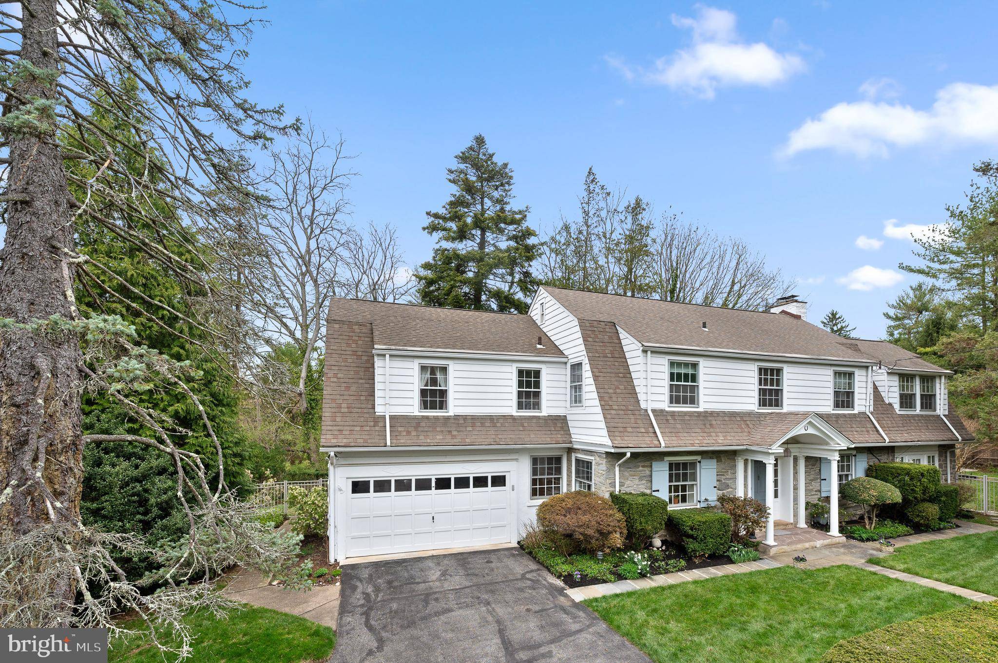 Wayne, PA 19087,3 CANTERBURY LN
