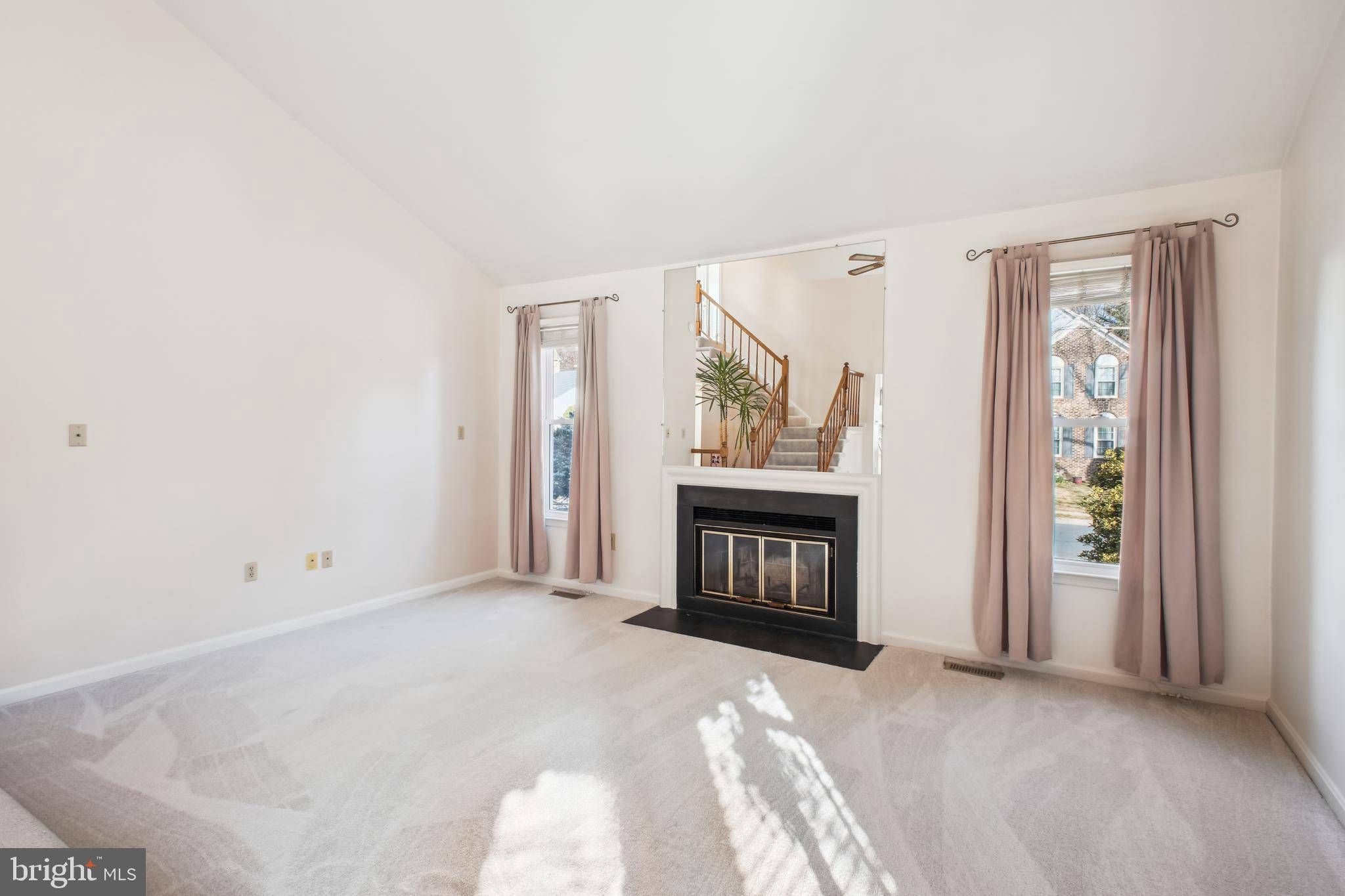 Springfield, VA 22153,8613 GROVELAND DR