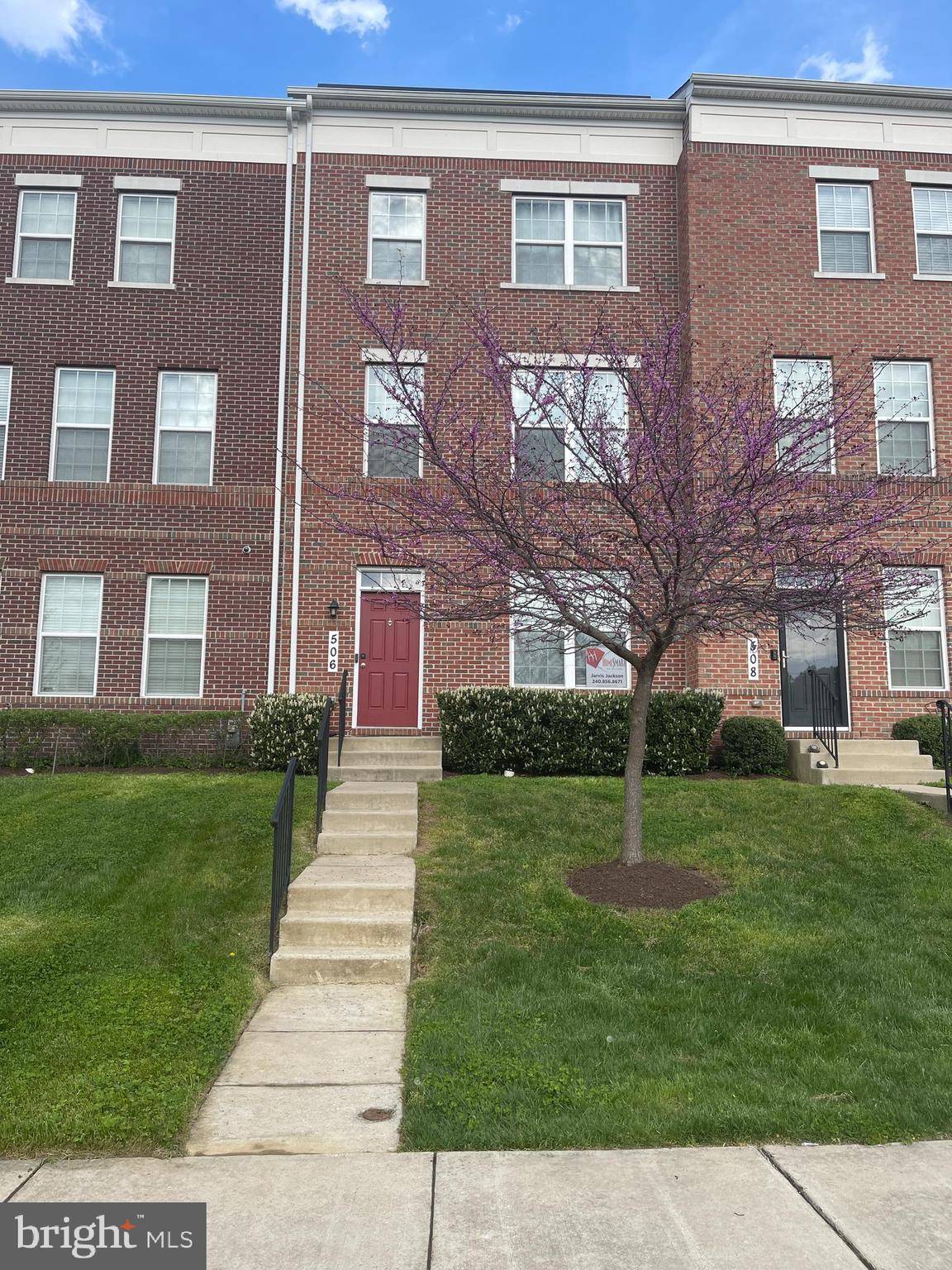 Capitol Heights, MD 20743,506 VICTORIANNA DR