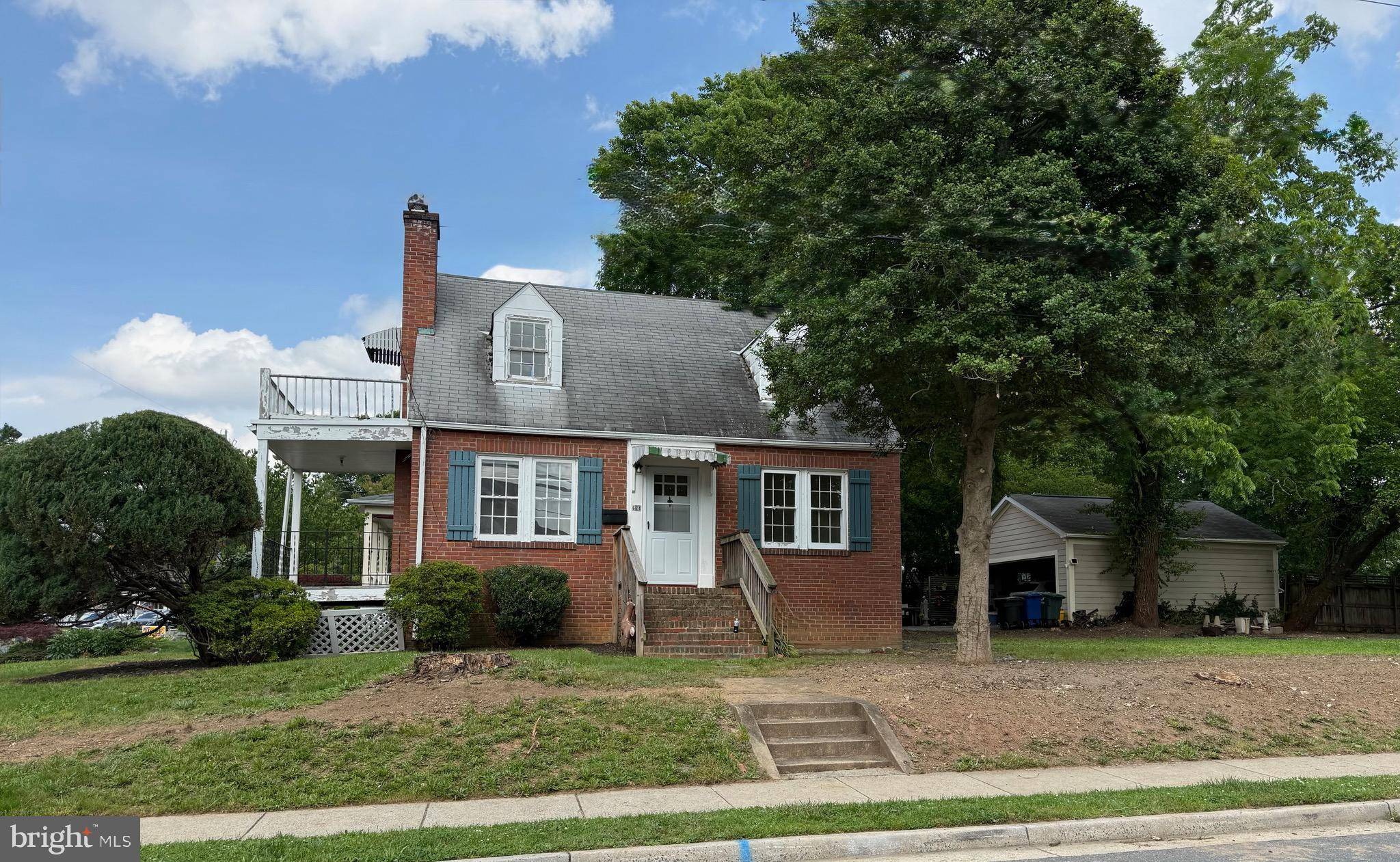 Arlington, VA 22205,621 N KENSINGTON ST