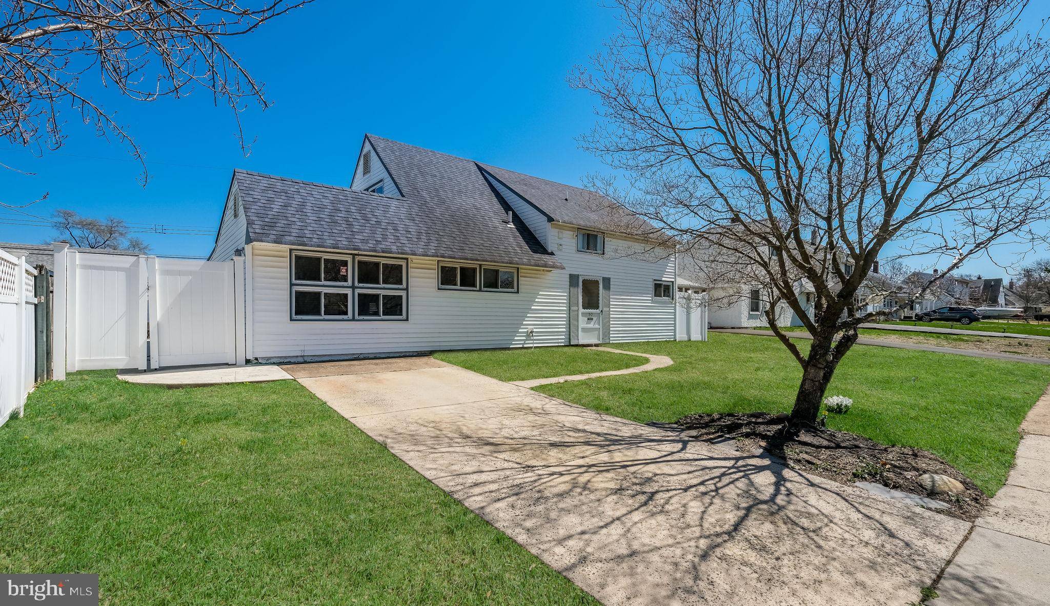Levittown, PA 19054,50 NATURE LN