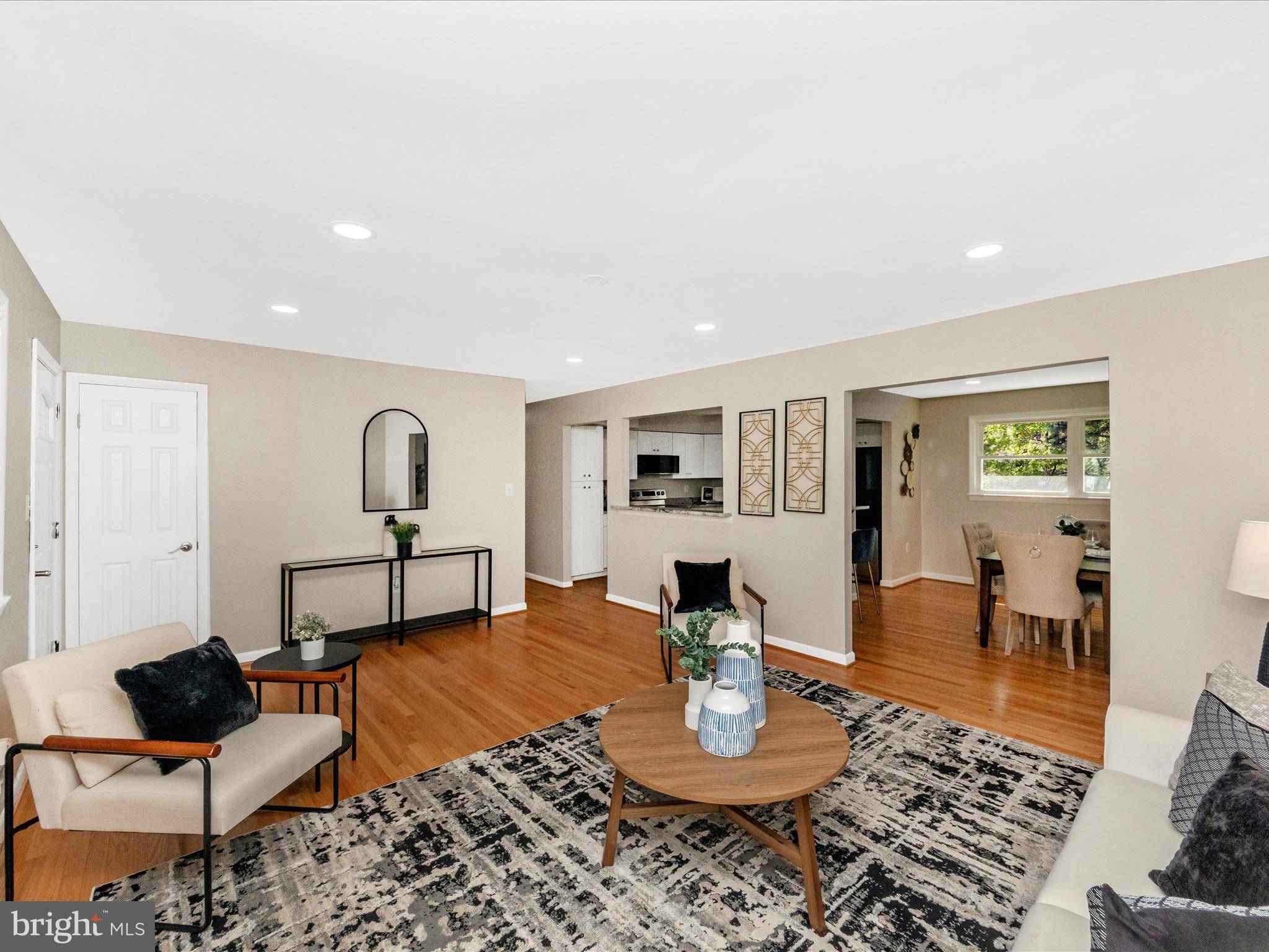 Clinton, MD 20735,9403 GARDEN CIR