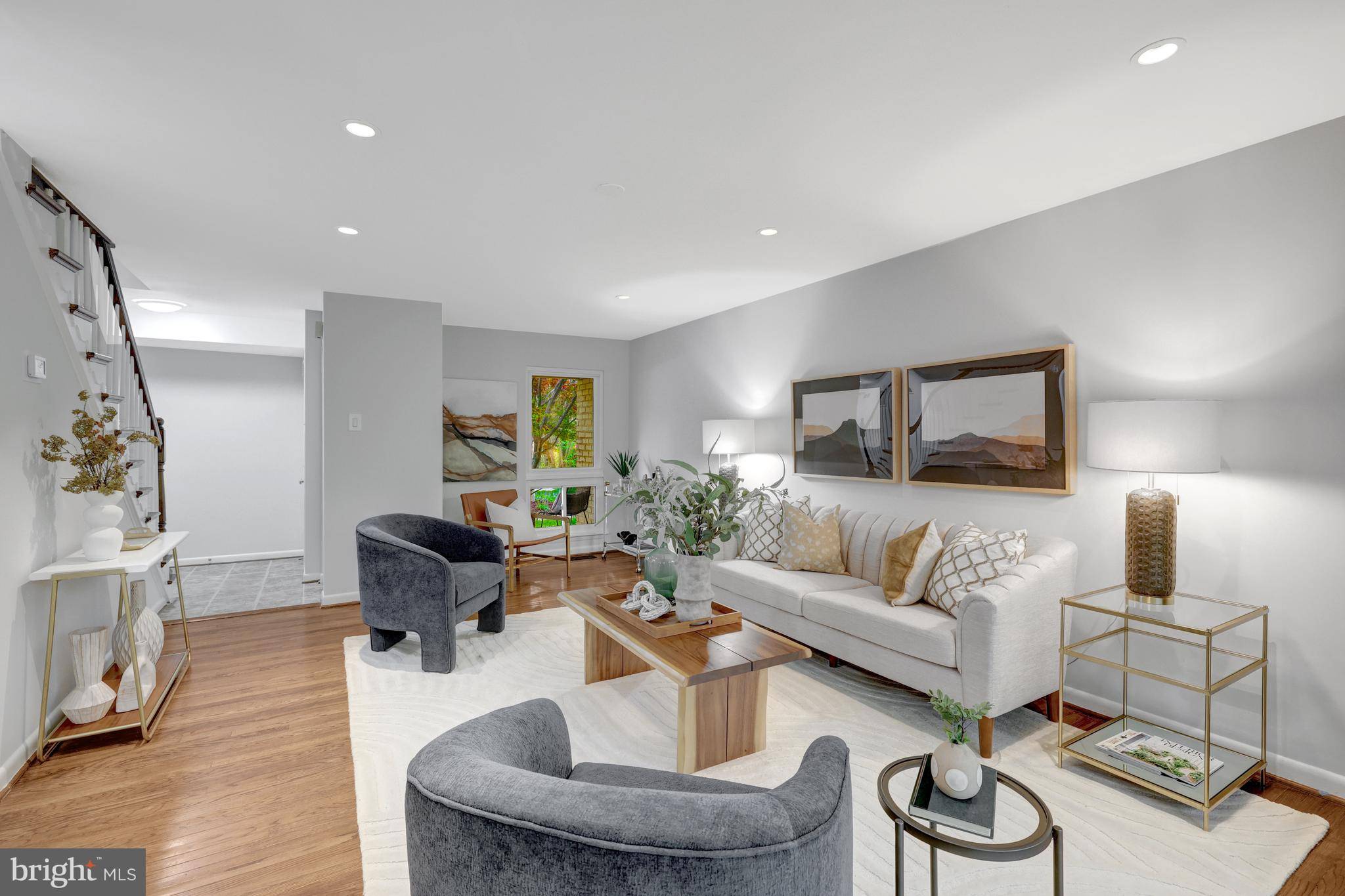 Reston, VA 20190,11063 SAFFOLD WAY