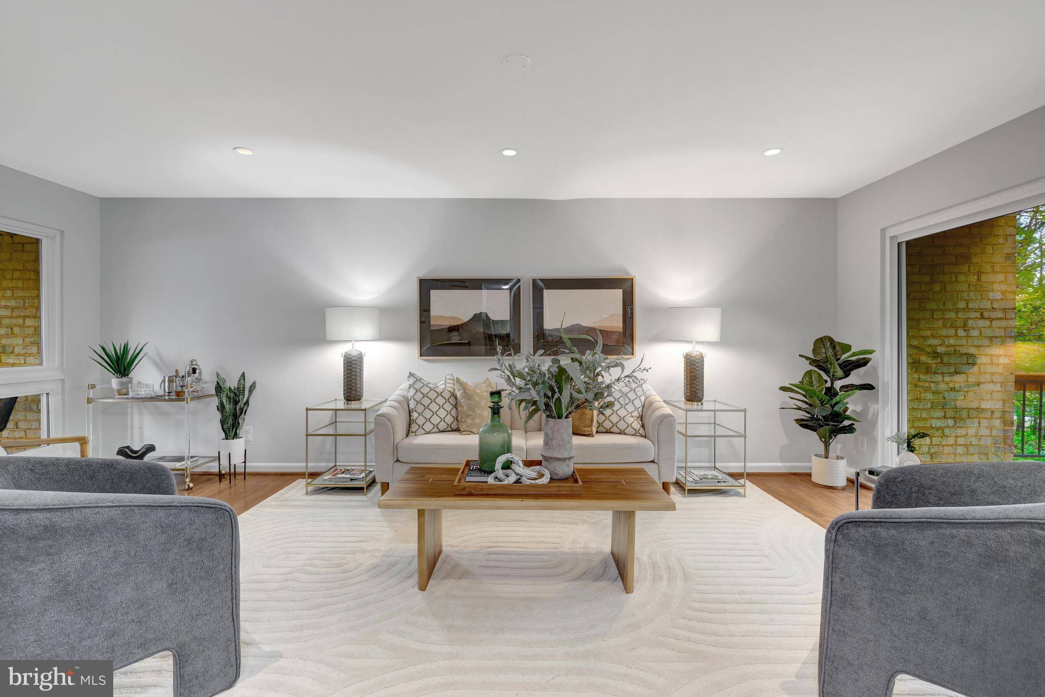 Reston, VA 20190,11063 SAFFOLD WAY