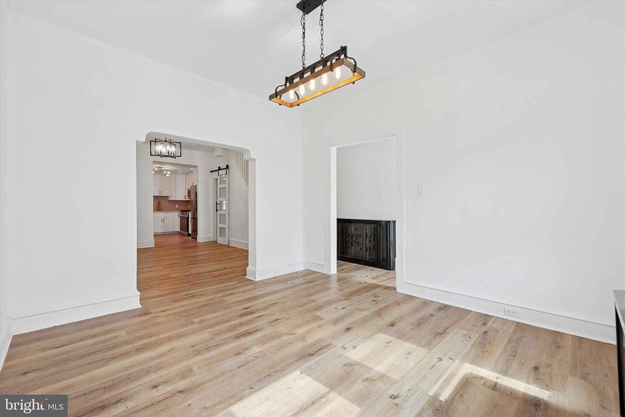 Philadelphia, PA 19127,123 RIPKA ST