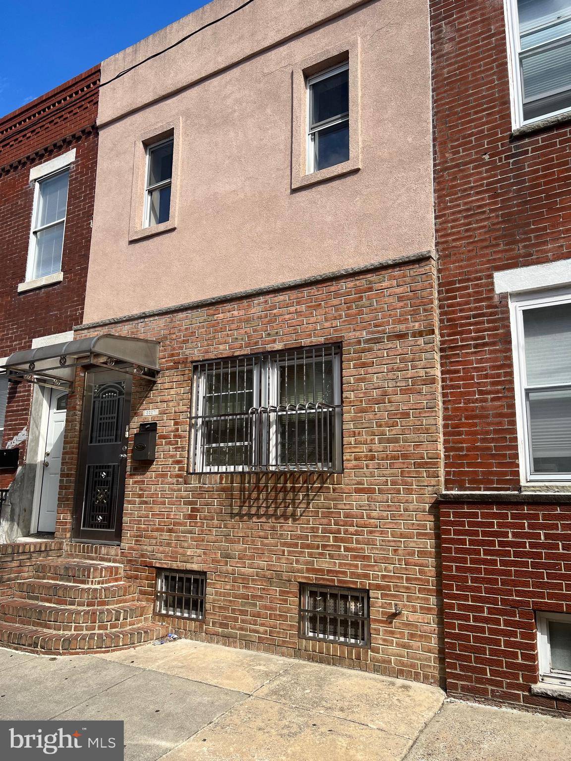 Philadelphia, PA 19148,2227 S DARIEN ST