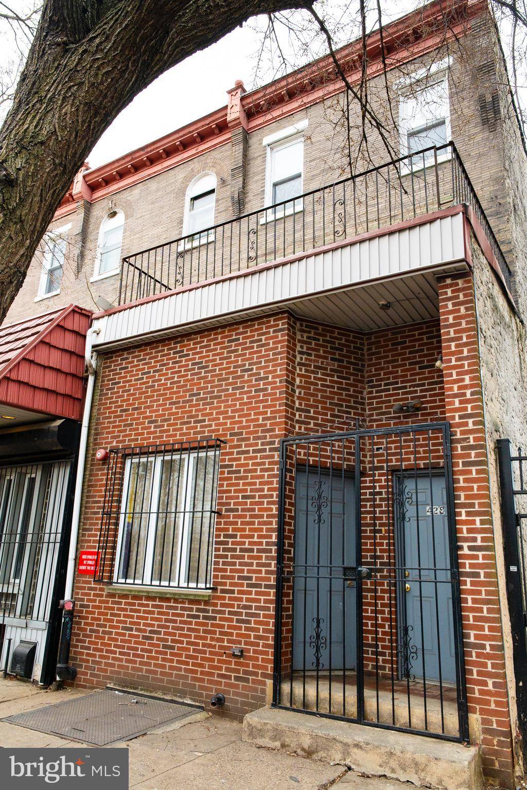 Philadelphia, PA 19143,428 S 52ND ST