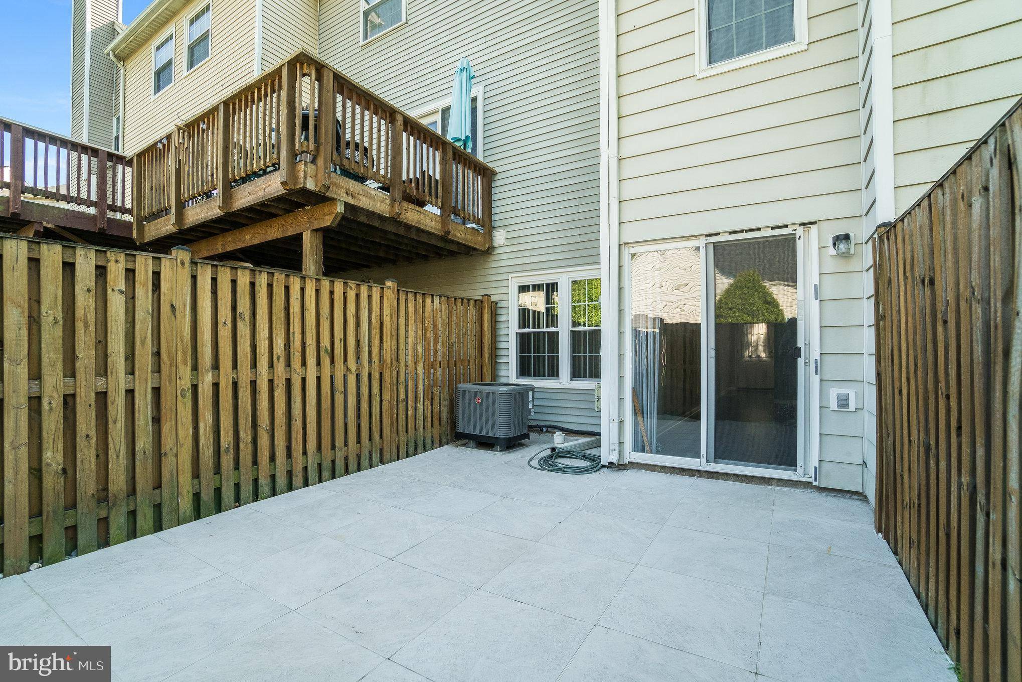 Dumfries, VA 22025,16198 TACONIC CIR #66F