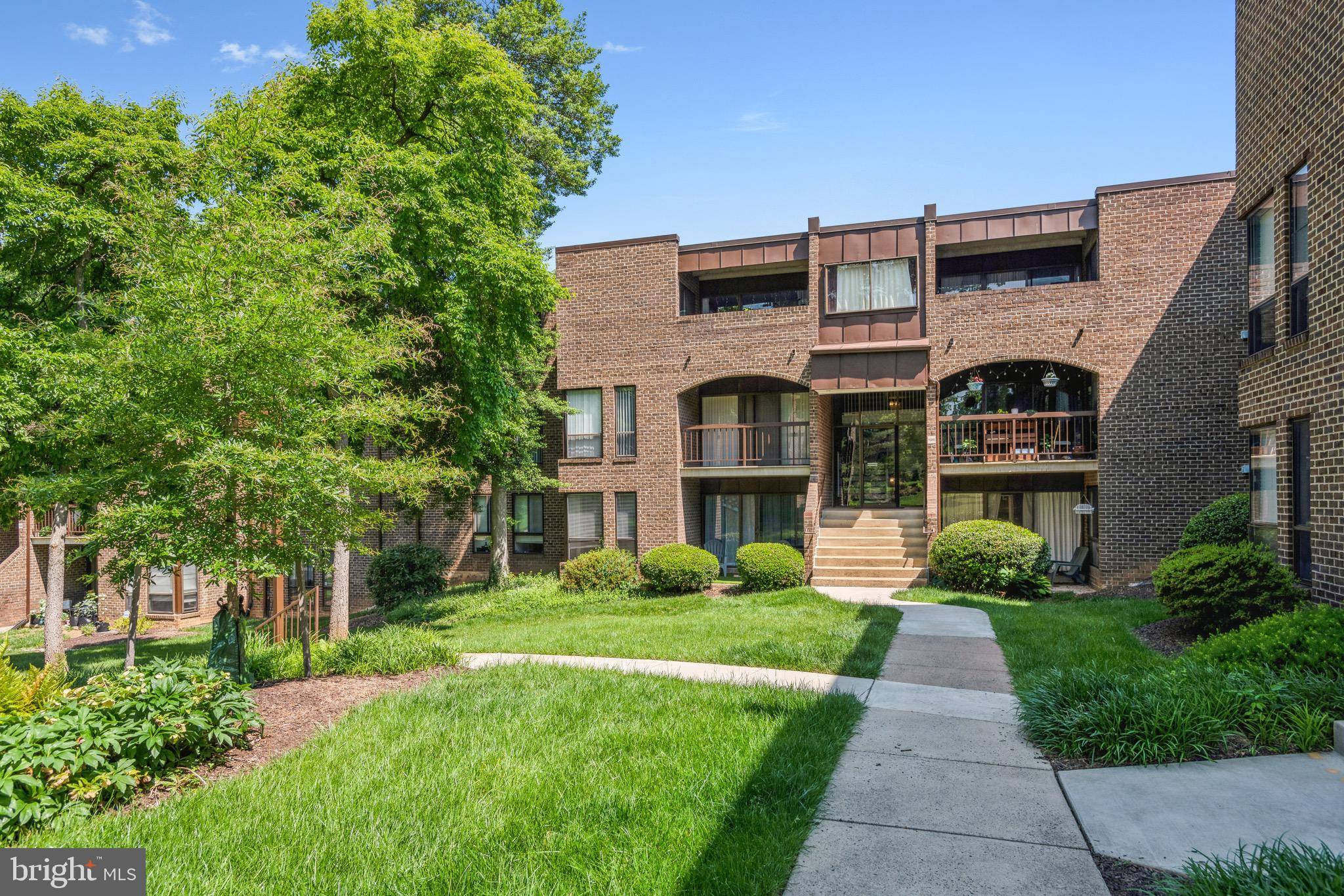 Reston, VA 20190,11212 CHESTNUT GROVE SQ #313