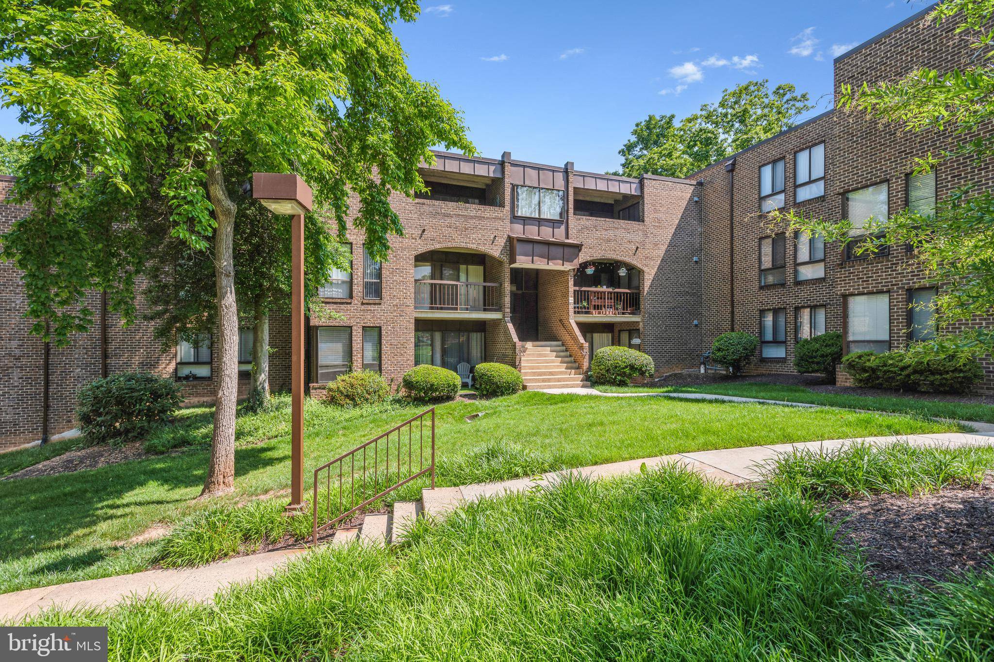 Reston, VA 20190,11212 CHESTNUT GROVE SQ #313