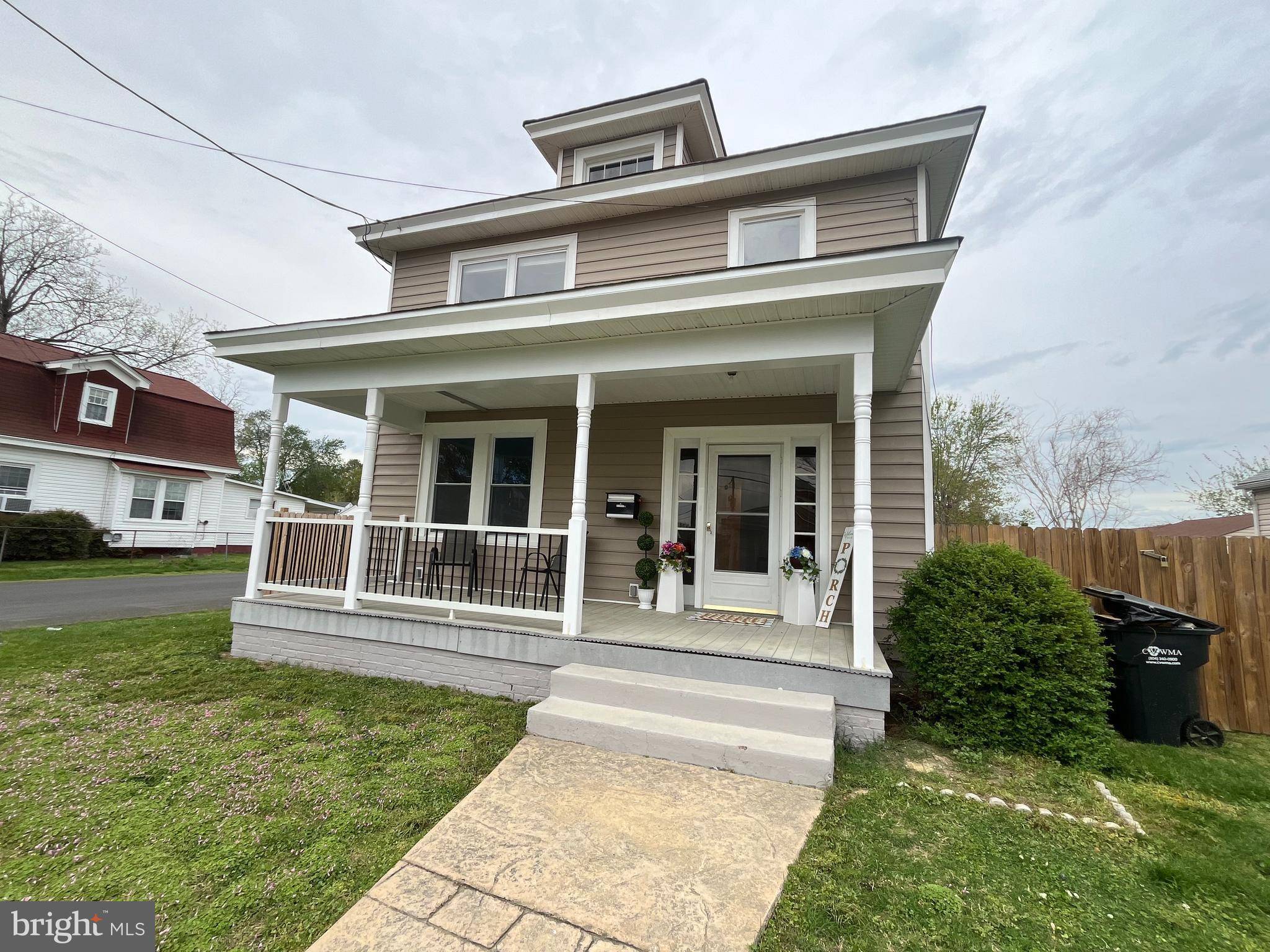 Colonial Heights, VA 23834,220 FAIRFAX AVE