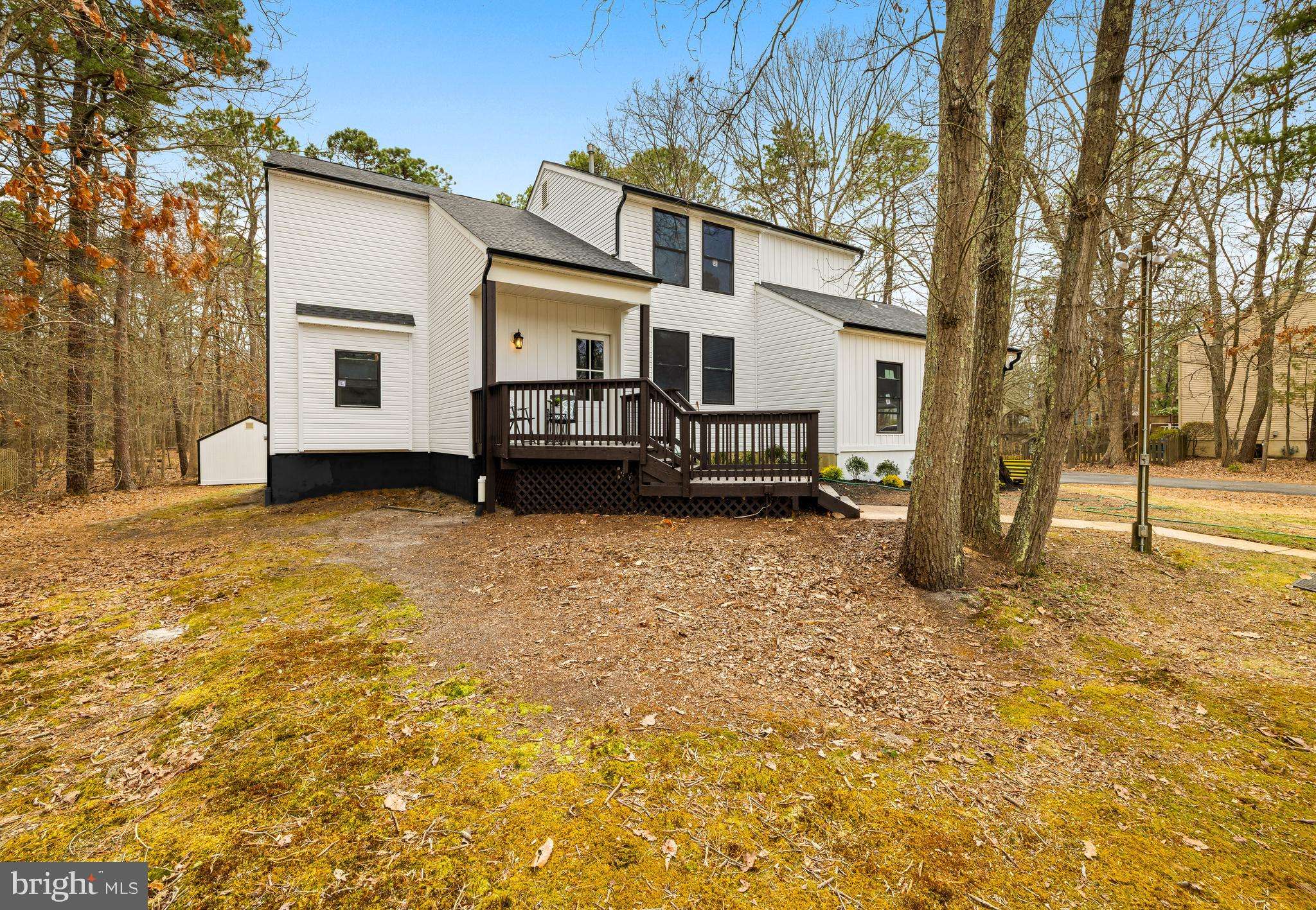 Medford, NJ 08055,4 TAMARAC LN