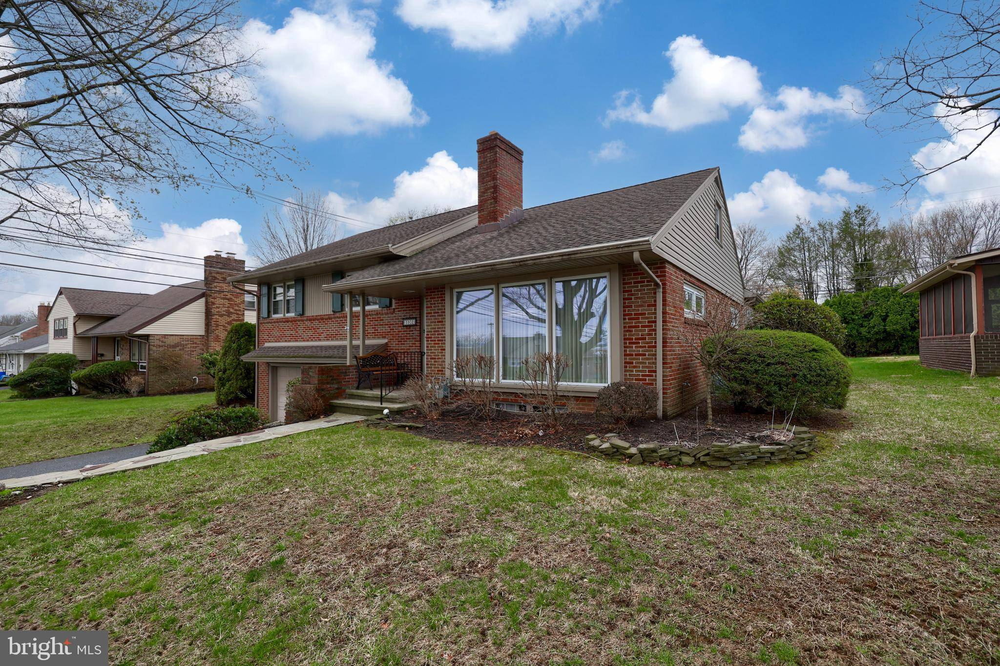 Reading, PA 19606,3902 REIFF PL
