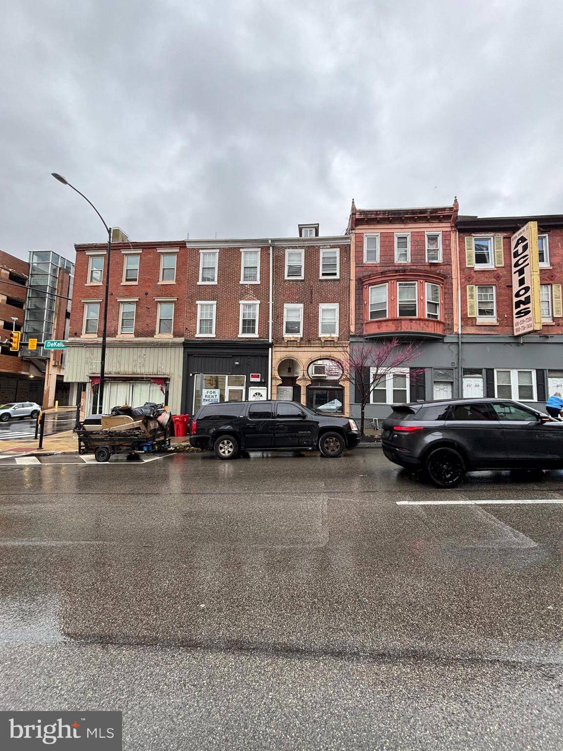 Norristown, PA 19401,203 DEKALB ST